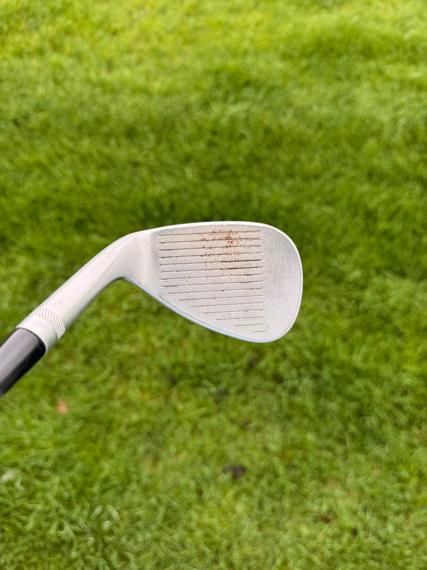 Titleist 2009 Vokey Spin Milled Chrome Wedge 54° / 11 DG Stiff Flex 36.5″