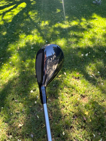 Callaway Quantum Max OS 5 Hybrid 23° Denali Silver Stiff Flex 39.25" +HC MINT — photo 3