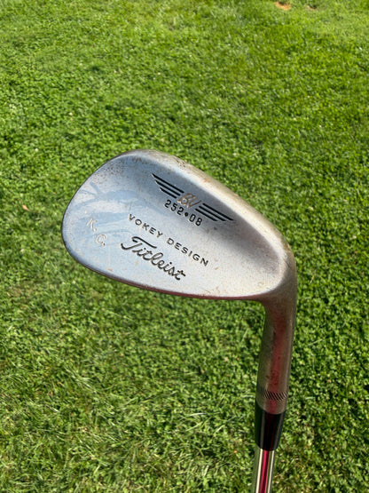 Titleist Vokey 200 Series Gap Wedge 52° / 8 DG S200 Stiff Flex 35.75" NICE