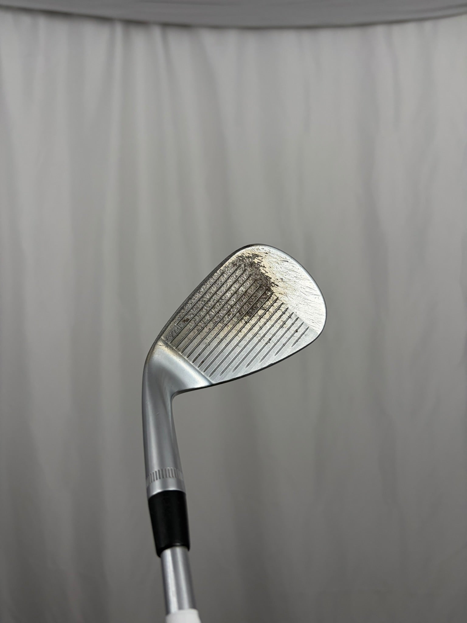 Photo of Callaway Jaws MD5 Platinum Chrome Sand Wedge 56° Stiff Flex Tour Issue S200