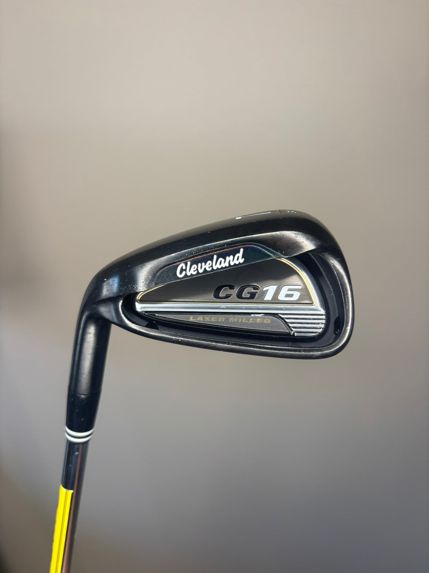 Photo of Cleveland CG16 Black Pearl 7-Iron 31° Stiff Flex Traction 85