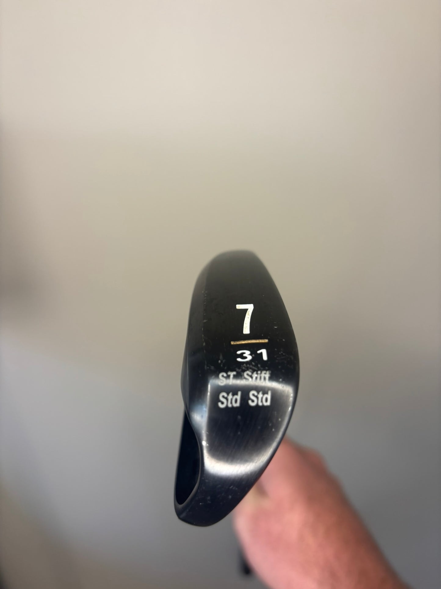 Photo of Cleveland CG16 Black Pearl 7-Iron 31° Stiff Flex Traction 85