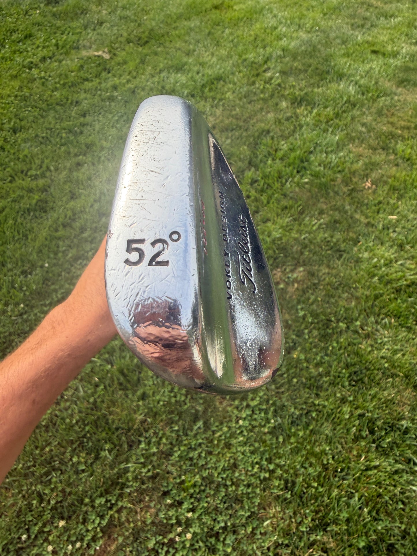 Titleist Vokey Chrome 200 Gap Wedge 52° / 8 Dynamic Gold Wedge Flex 35.75" — photo 4