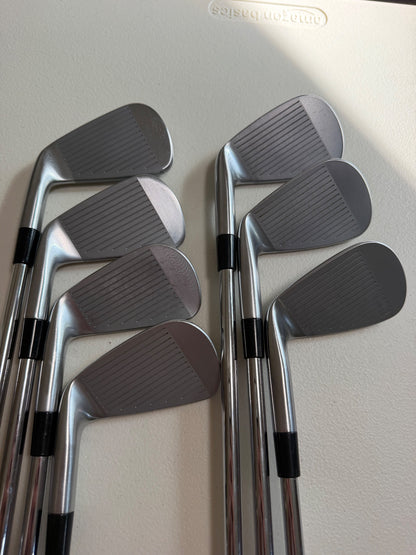 TaylorMade P770/P7CB Combo Iron Set 4-PW NS Pro Tour105 Stiff Flex NEAR MINT — photo 2