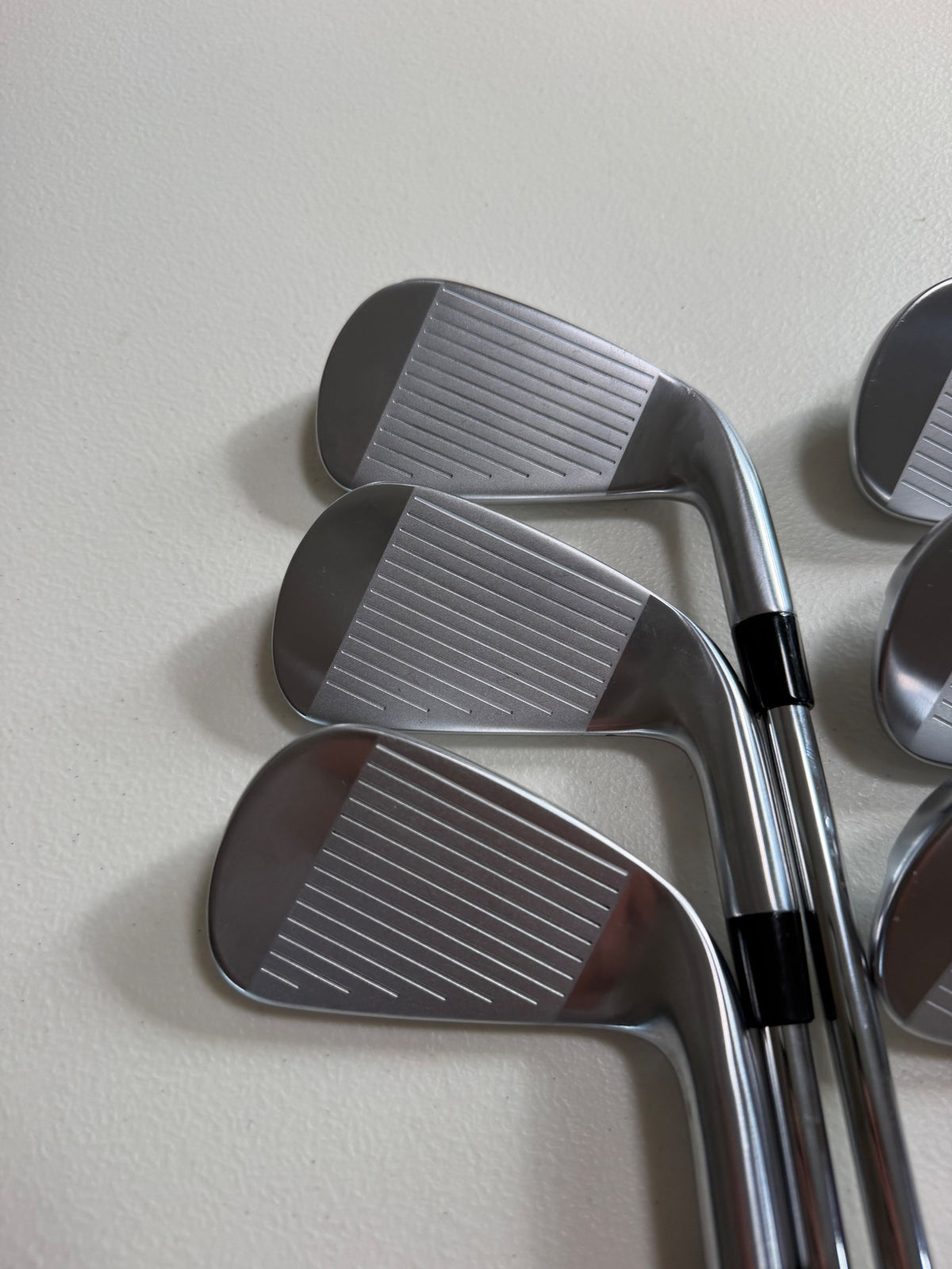 Callaway Quantum Max Iron Set 5-PW KBS Max Regular Flex Lefty MINT — photo 3