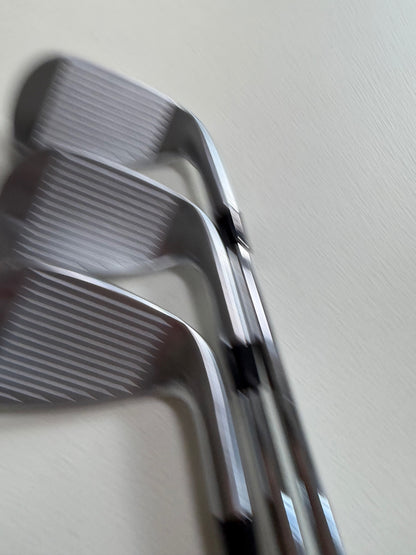 Callaway Quantum Max Iron Set 5-PW KBS Max Regular Flex Lefty MINT — photo 4
