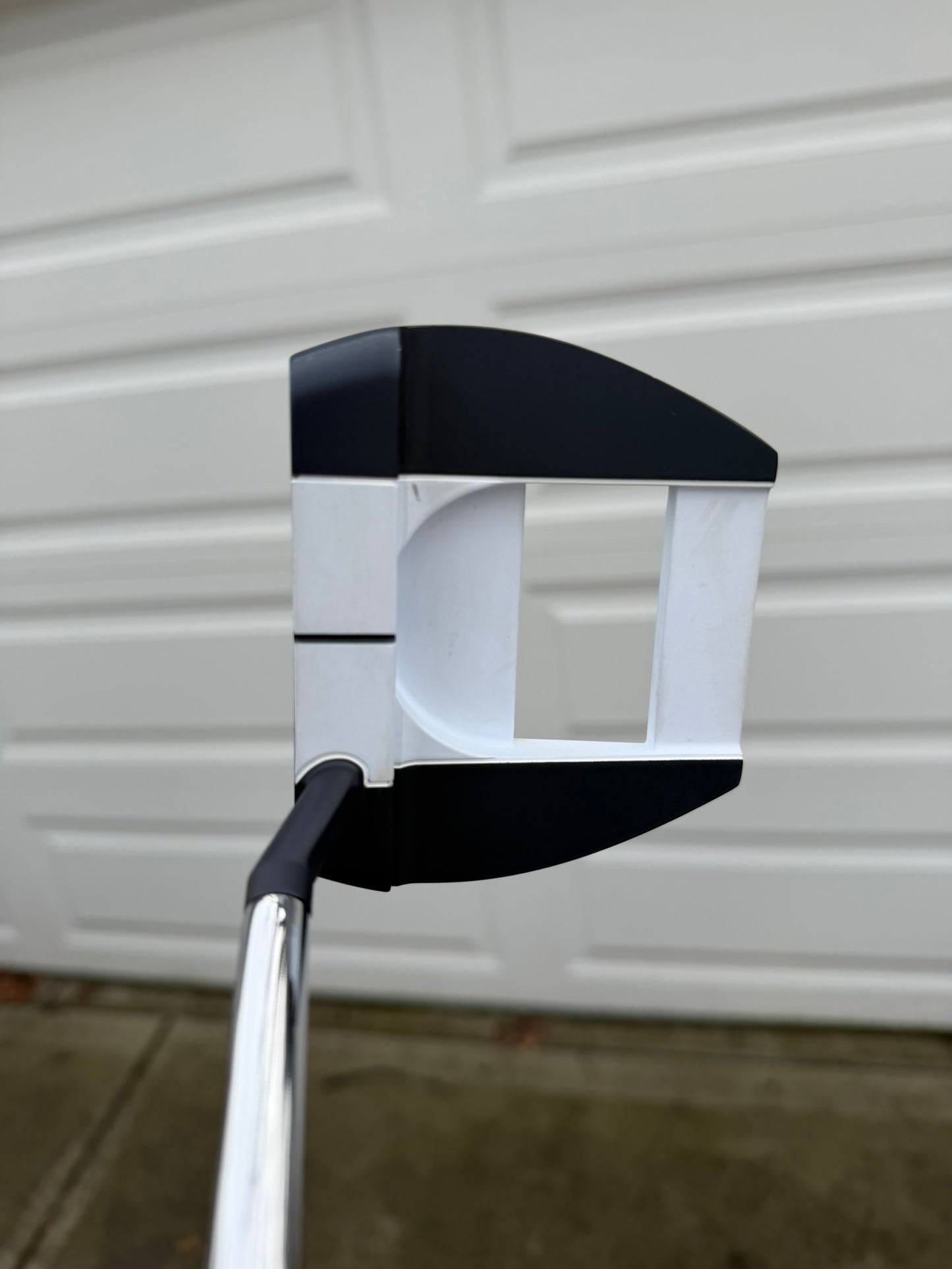 Photo of Odyssey Ai-ONE Jailbird Mini S Putter Stroke Lab