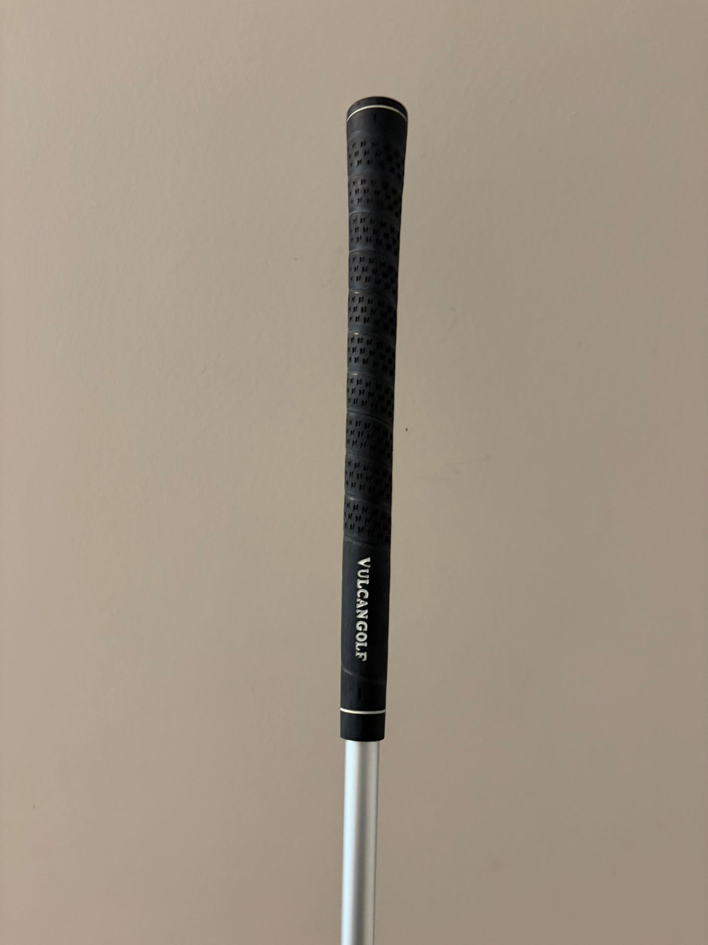Photo of Vulcan Z3 3 Hybrid 17.5° Regular Flex V-Tech Lite