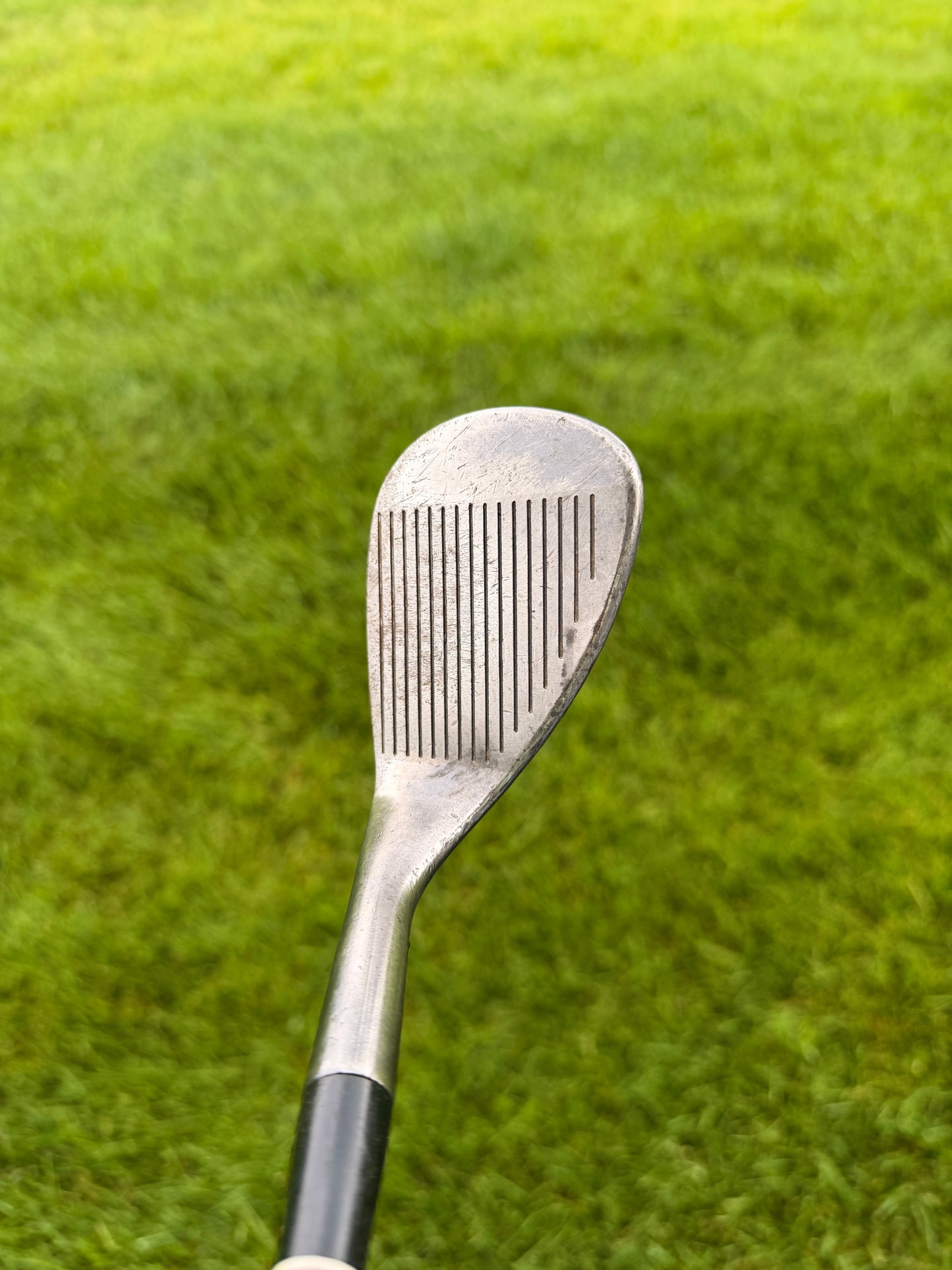 Photo of Cleveland 588 Black Melonite Lob Wedge 60° Wedge Flex