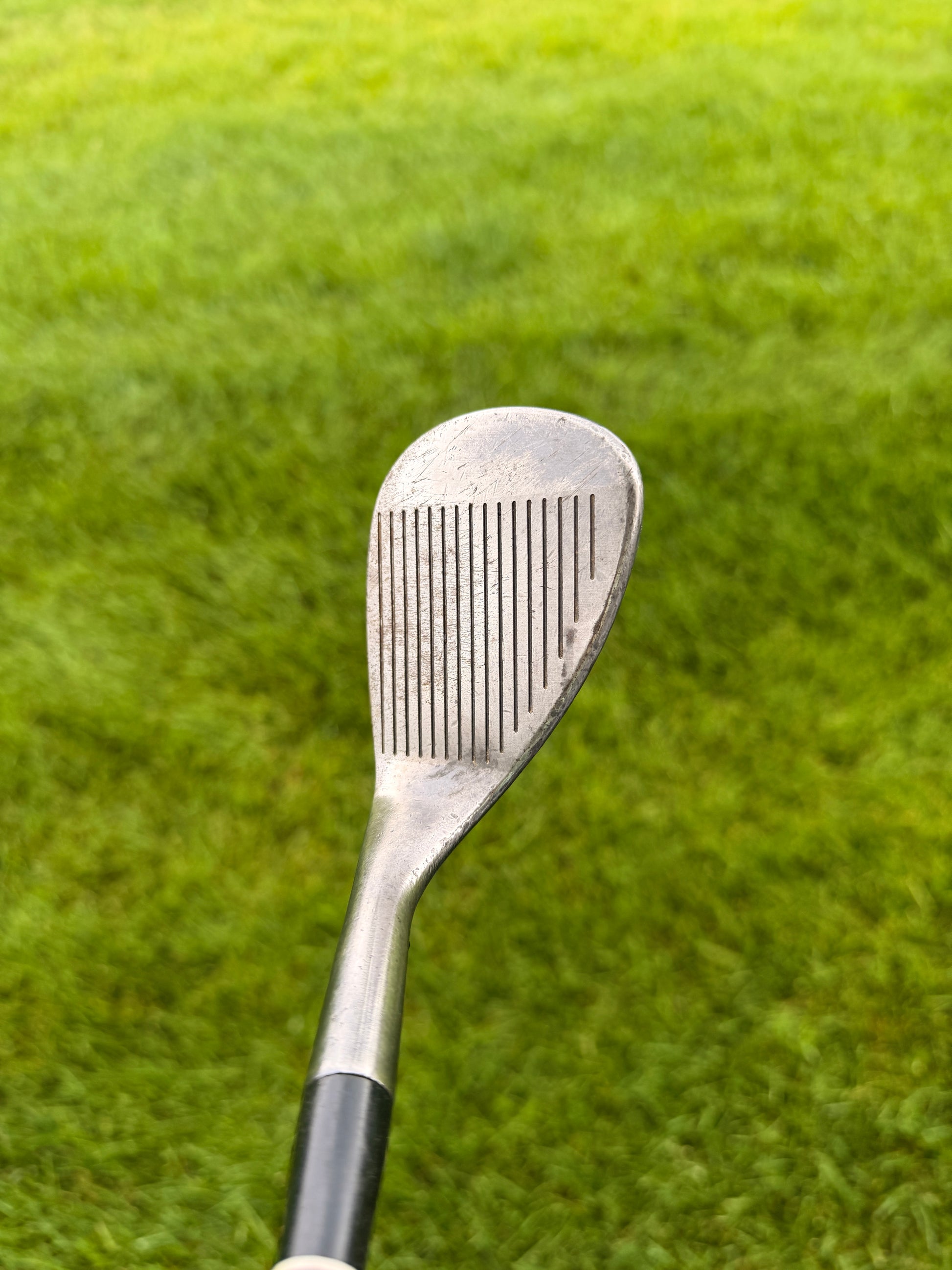 Photo of Cleveland 588 Black Melonite Lob Wedge 60° Wedge Flex