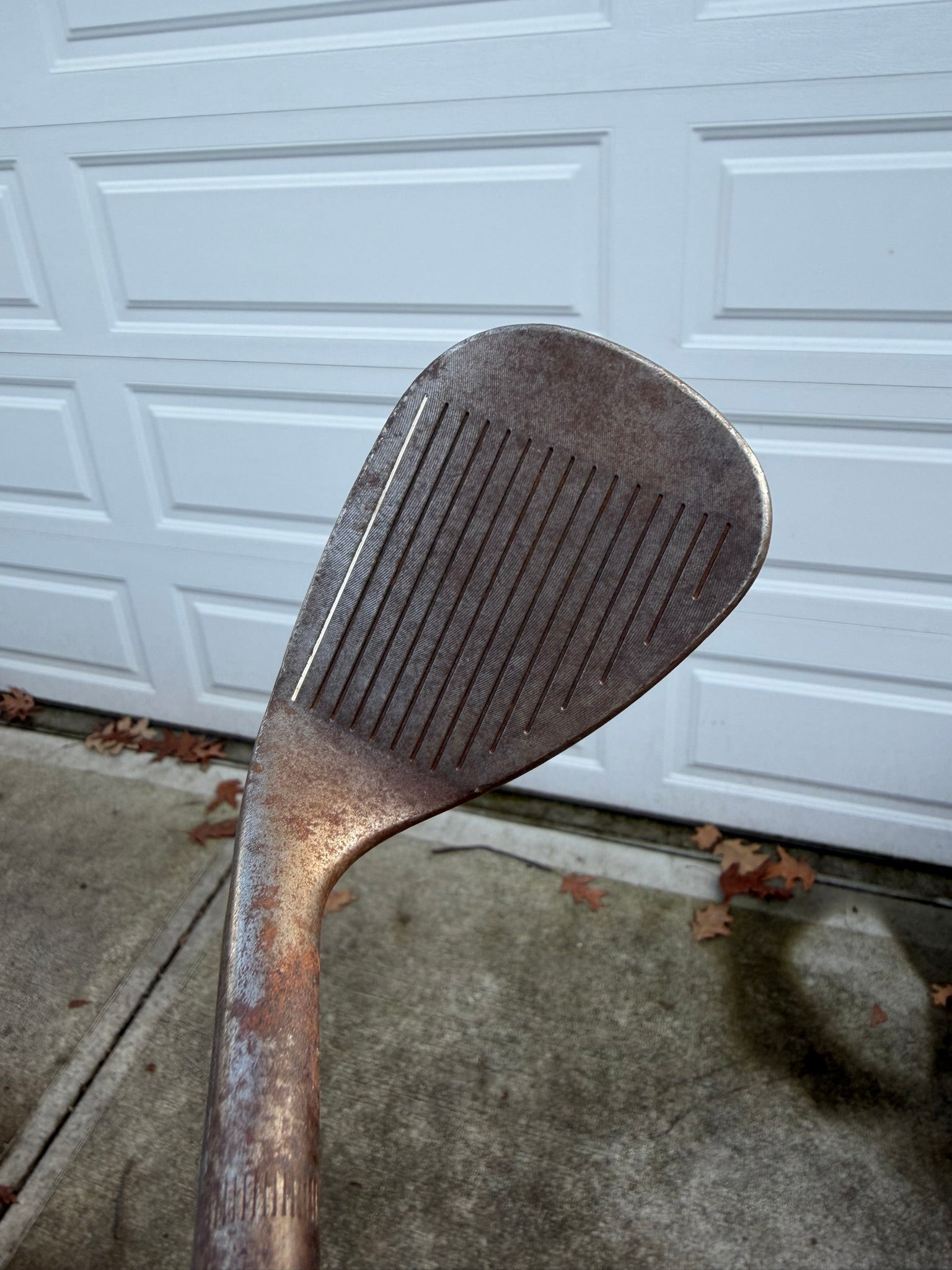Photo of Ping Tour-S Rustique Sand Wedge 56° Stiff Flex Kbs Tour