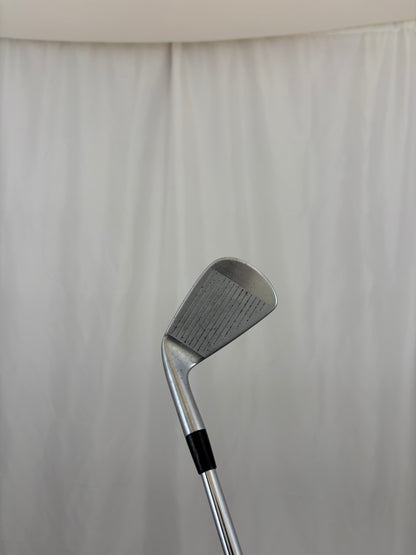 Photo of Cobra S3 pro 7-Iron Stiff Flex Dynamic Gold