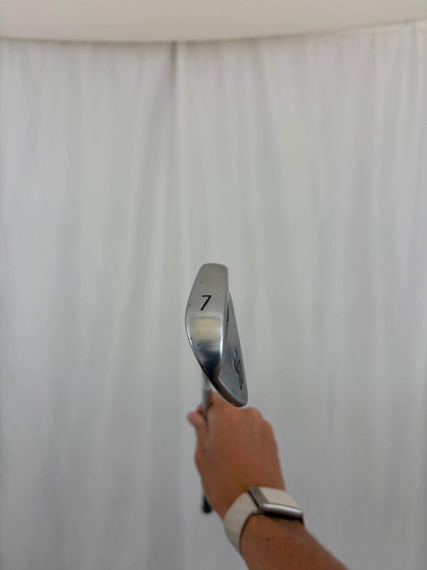 Cobra S3 pro 7-Iron Dynamic Gold Stiff Flex 37″ NICE