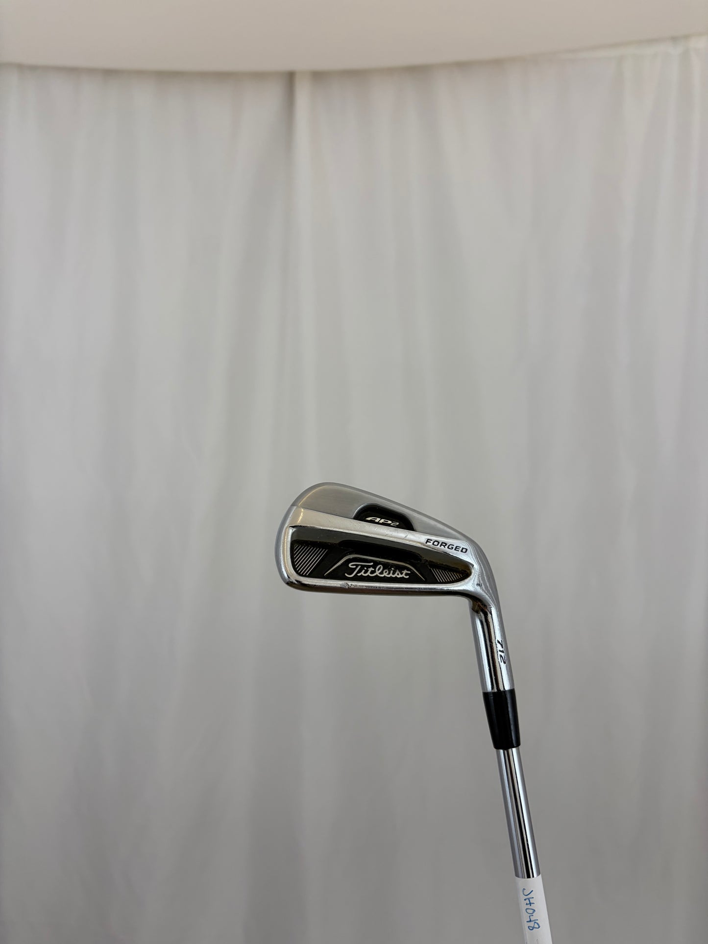 Titleist AP2 7-Iron Dynamic Gold Stiff Flex 37″ NICE