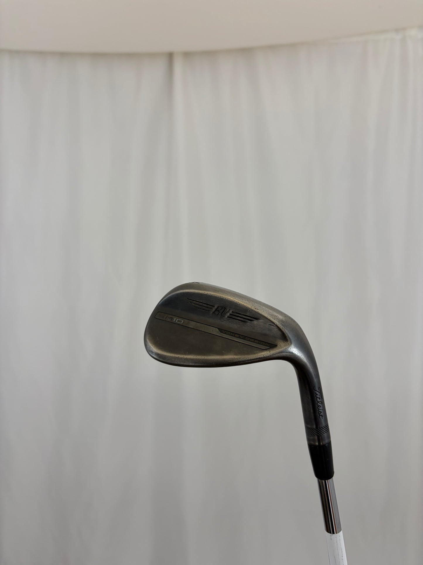 Titleist SM10 Sand Wedge 54° / 10 Dynamic Gold Stiff Flex 34.5″ NICE