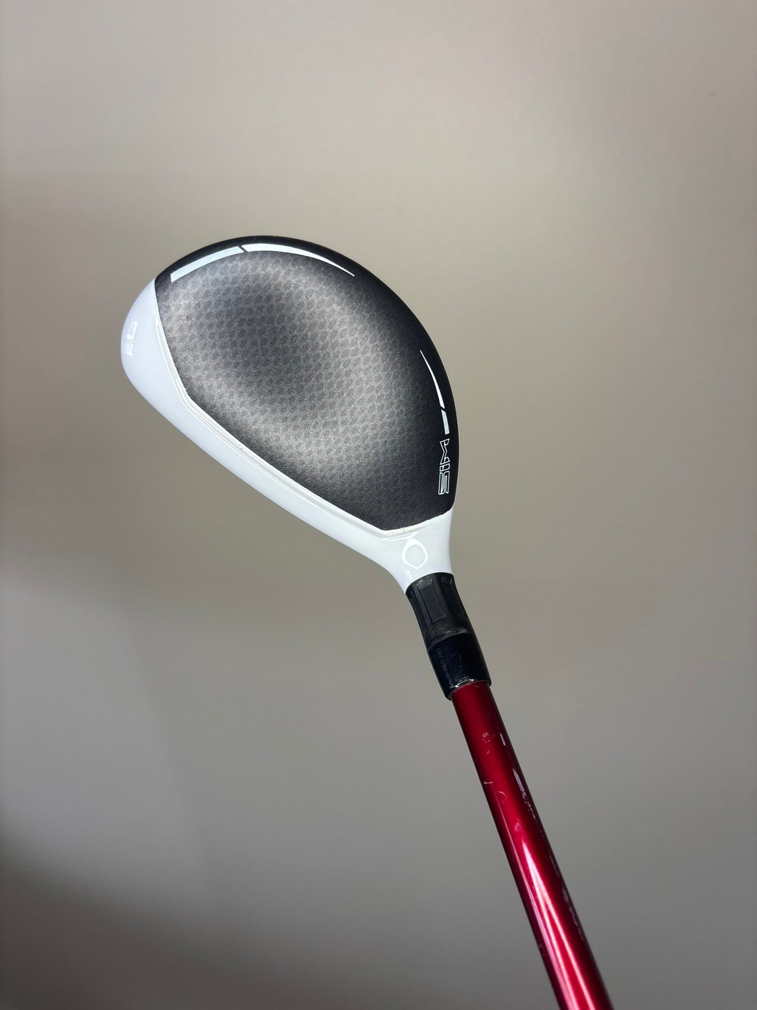 Photo of Taylormade SIM Max 4 Hybrid 22° Stiff Flex Matrix Ozik Altus Upgrade