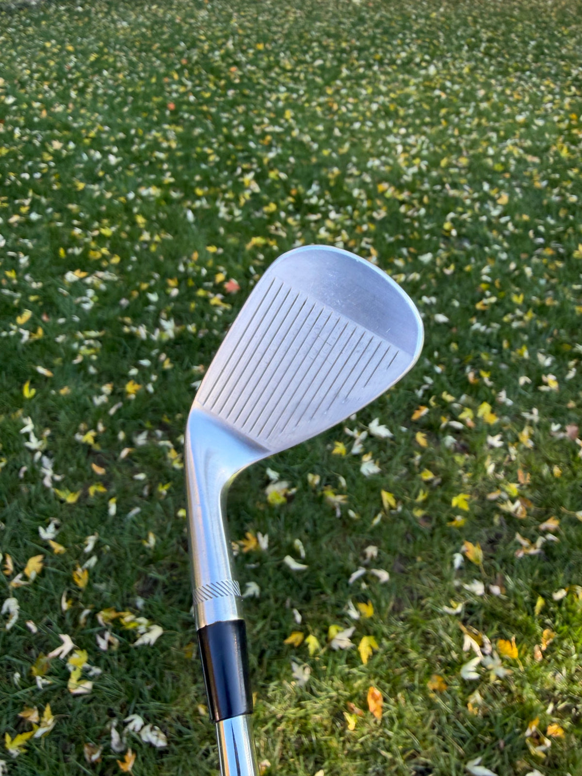 Titleist Vokey SM10 Tour Chrome Pitching Wedge 46° / 10 Wedge Flex 35.75" NICE — photo 2
