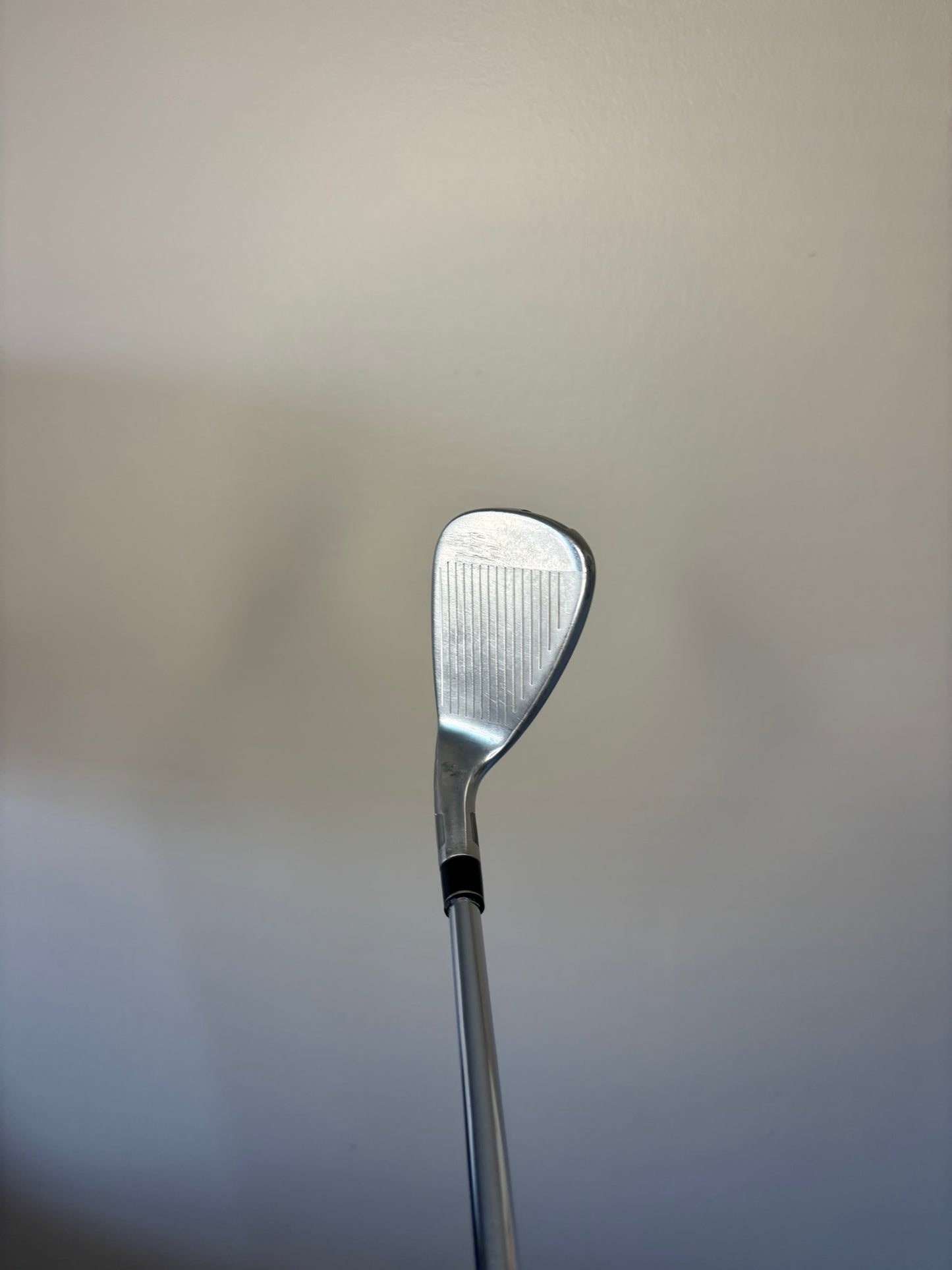 Taylormade Stealth Gap Wedge 49° KBS Tour Lite Stiff Flex 35.5″ NICE