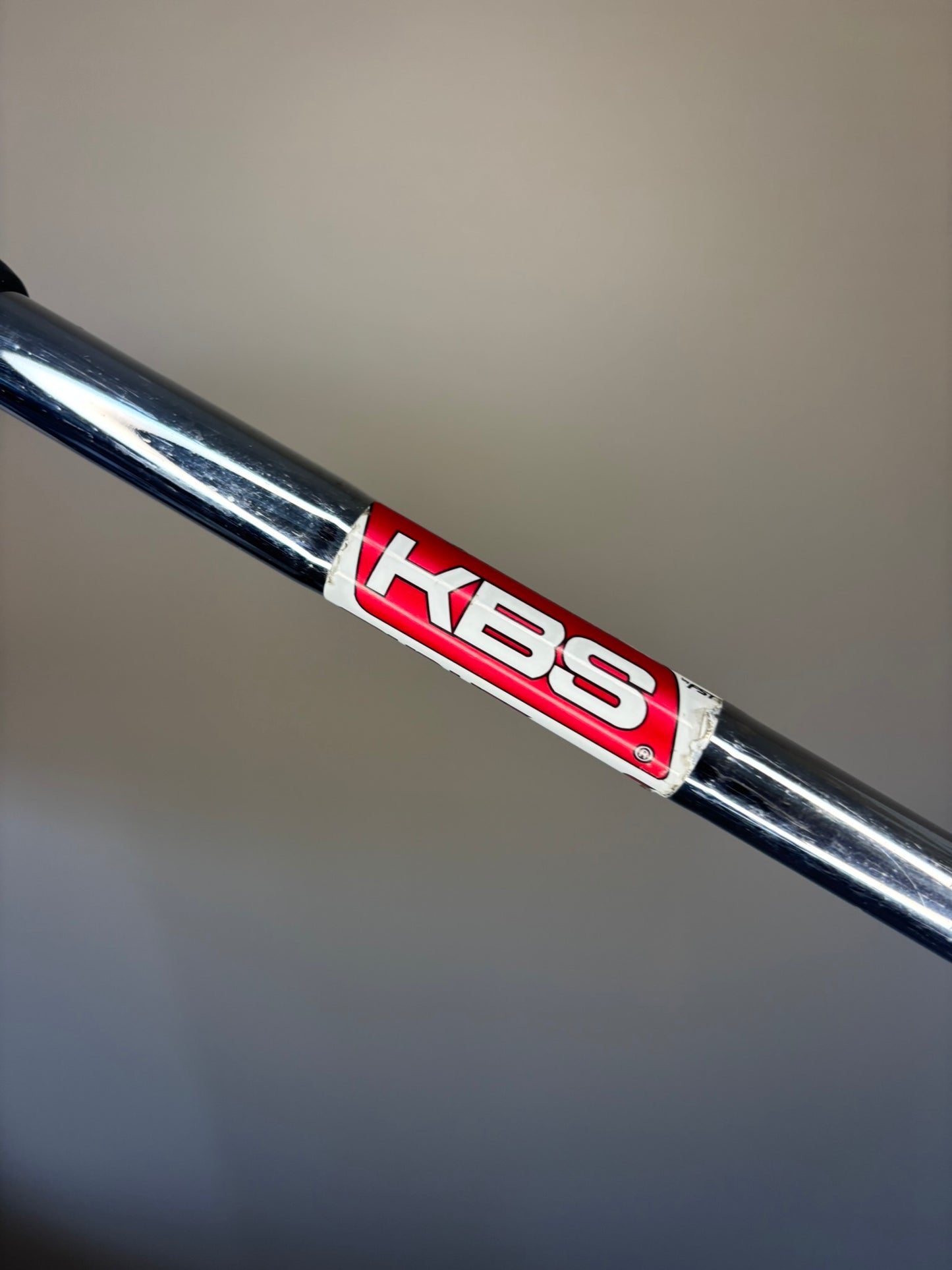 Taylormade Stealth Gap Wedge 49° KBS Tour Lite Stiff Flex 35.5″ NICE