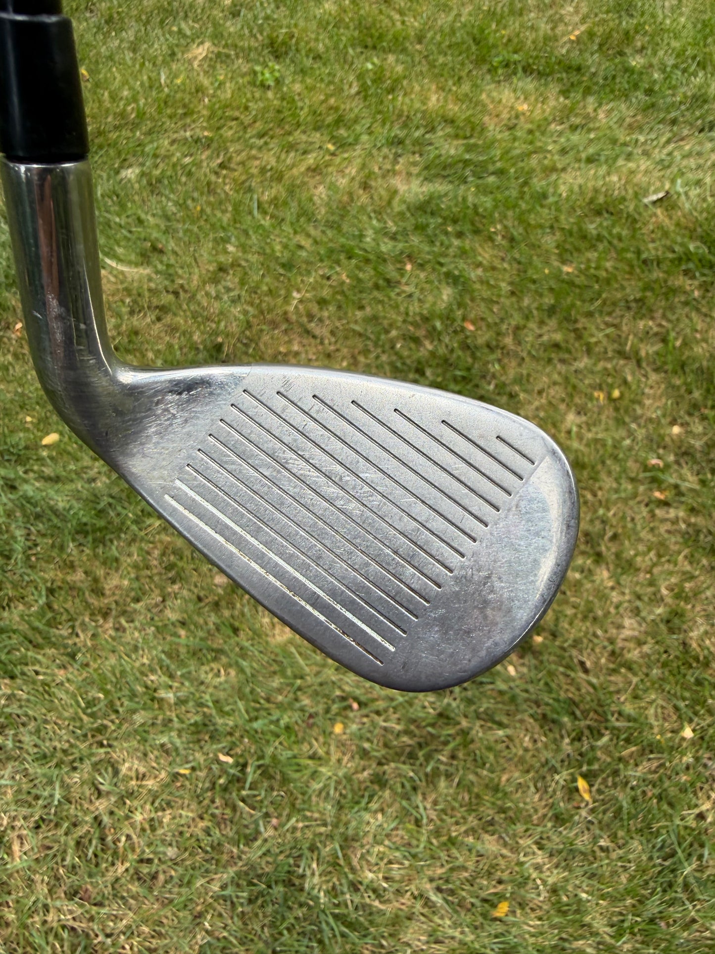 Callaway Mavrick 8-Iron Graftech Lite Regular Flex Lefty 36.5" NICE