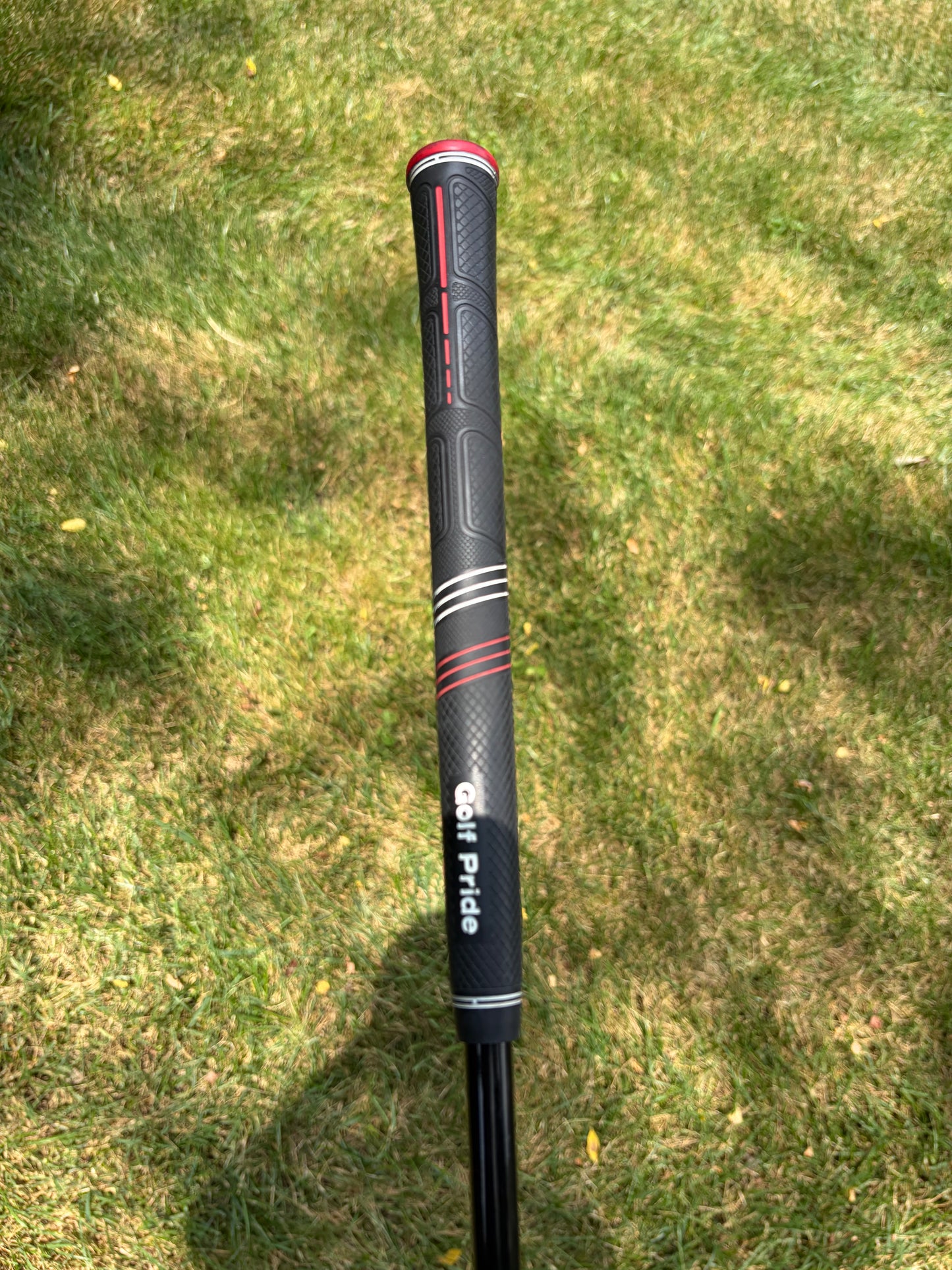 Callaway Mavrick 8-Iron Graftech Lite Regular Flex Lefty 36.5" NICE