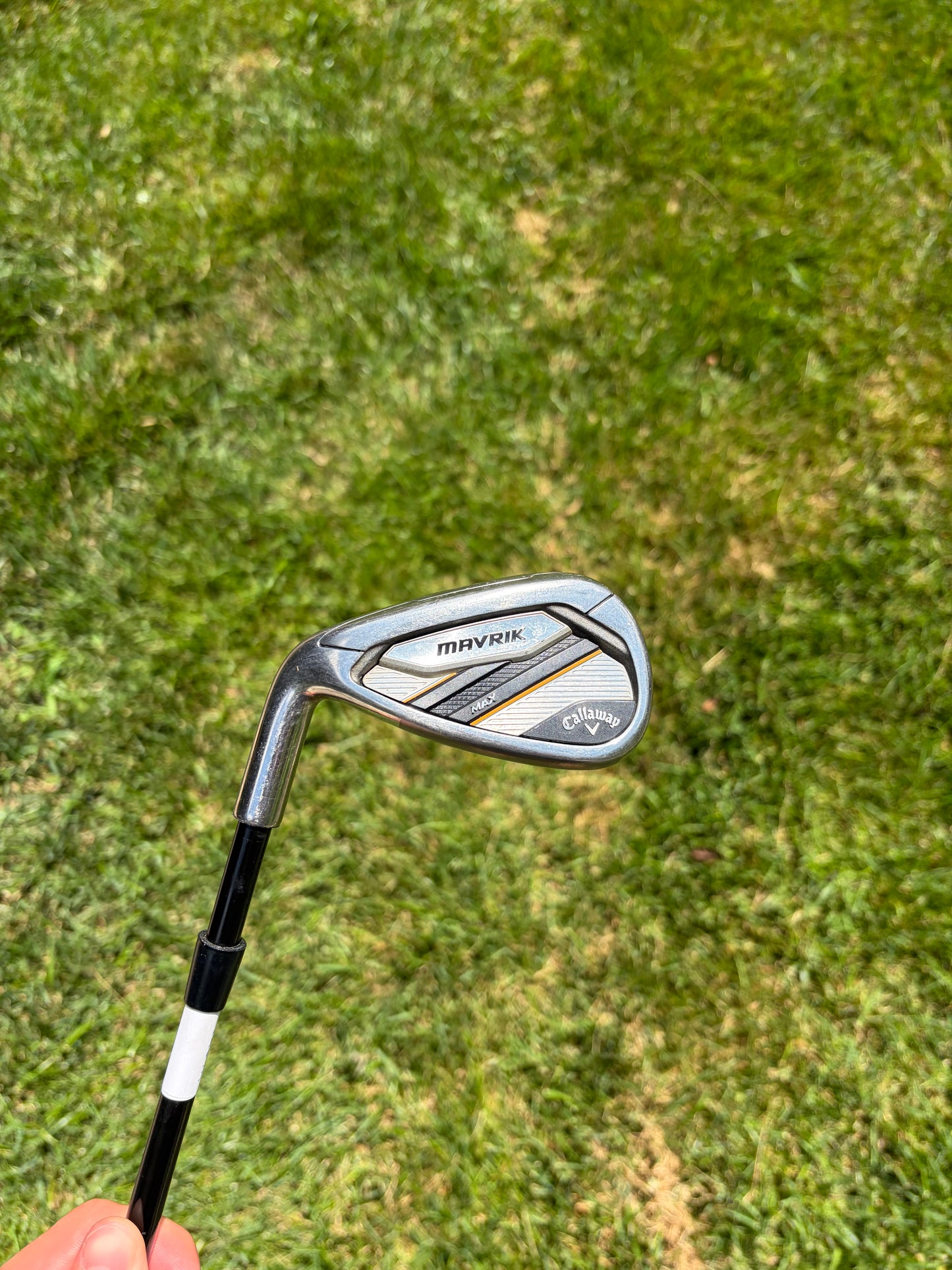 Callaway Mavrick 8-Iron Graftech Lite Regular Flex Lefty 36.5" NICE