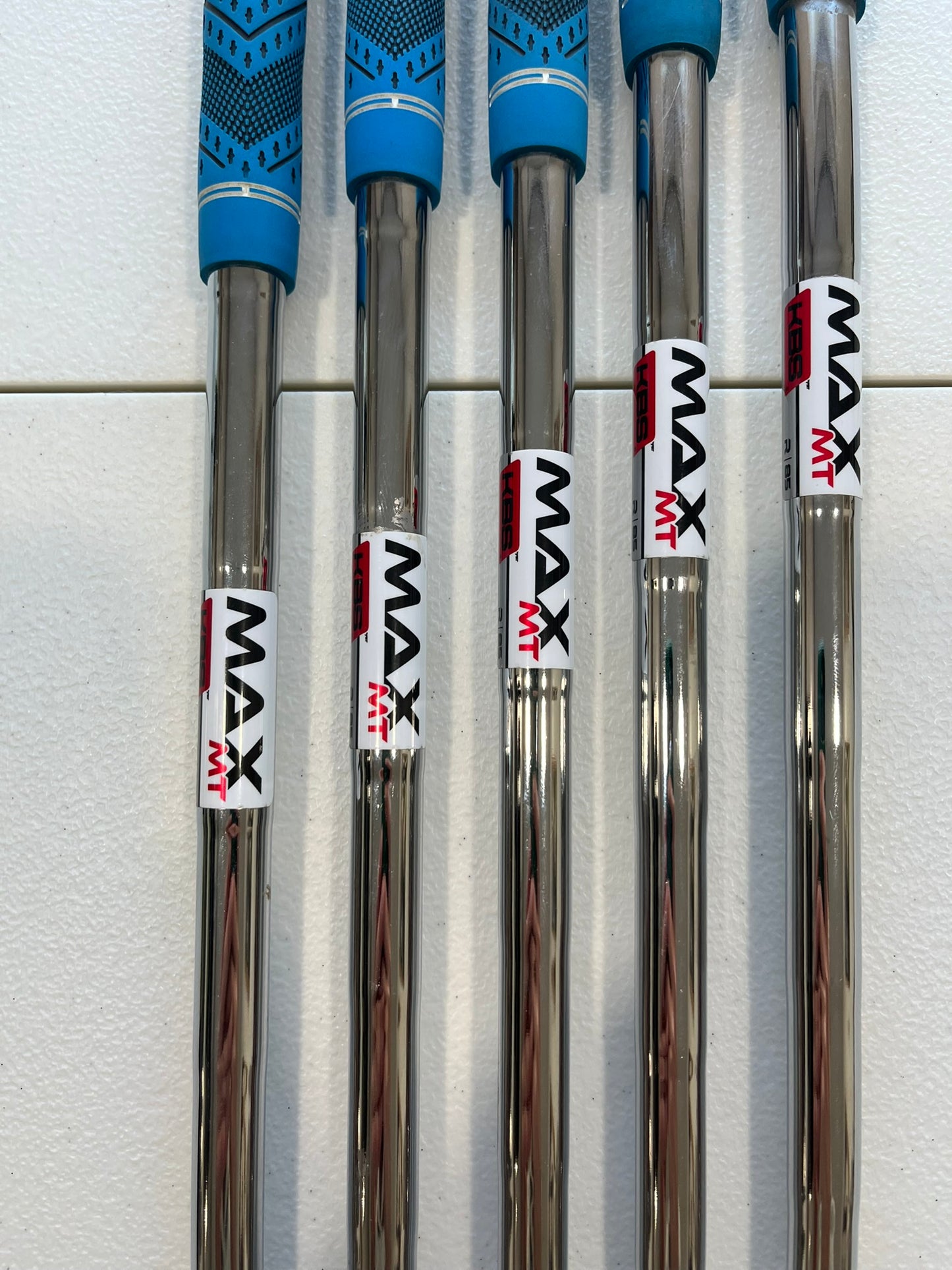 Taylormade Stealth Iron Set 6-PW KBS Max MT 85 Regular Flex Standard NICE