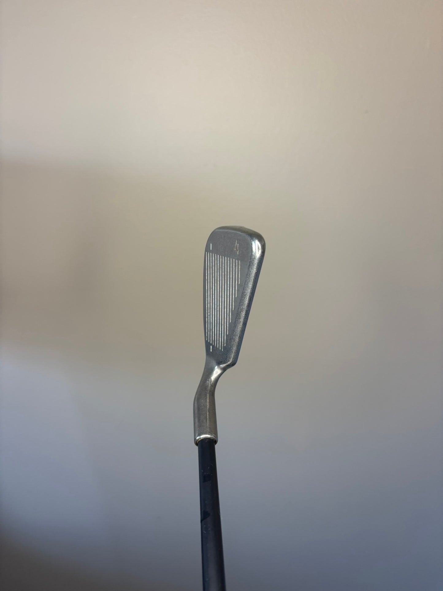 Ping ISI-K 4-Iron White Dot W54 Stiff Flex 38.5″