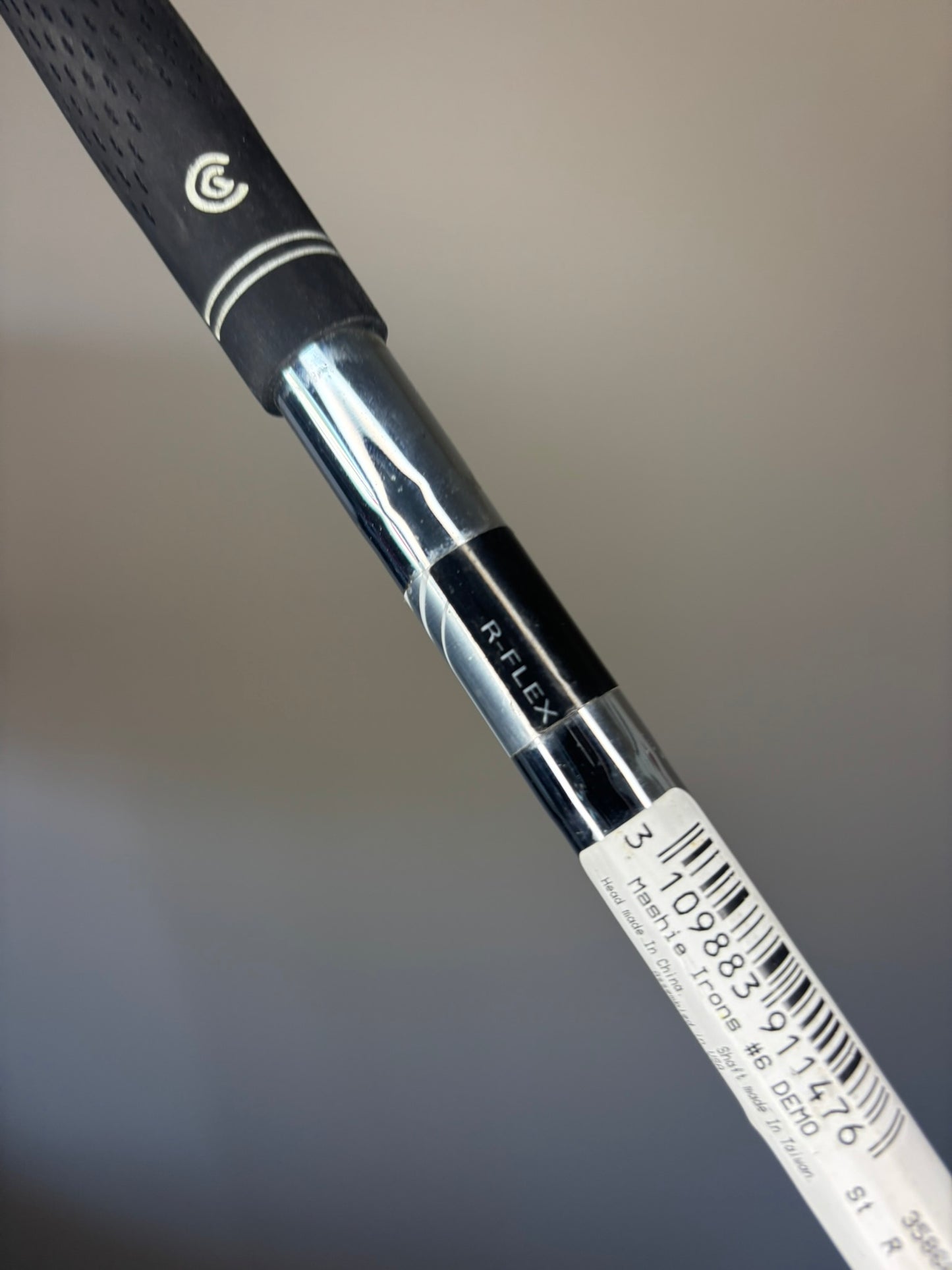 Cleveland Mashie 6-Iron Flight Speed Regular Flex 37.5″ NICE