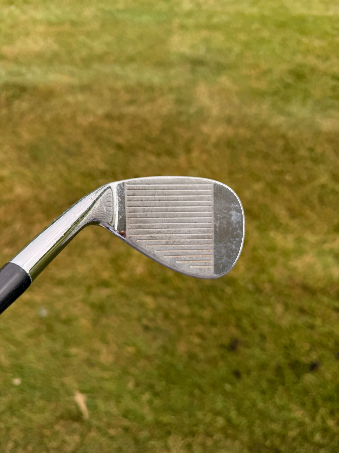 Cleveland 588 Chrome Gap Wedge 53° Stock Wedge Flex 35.25" NICE
