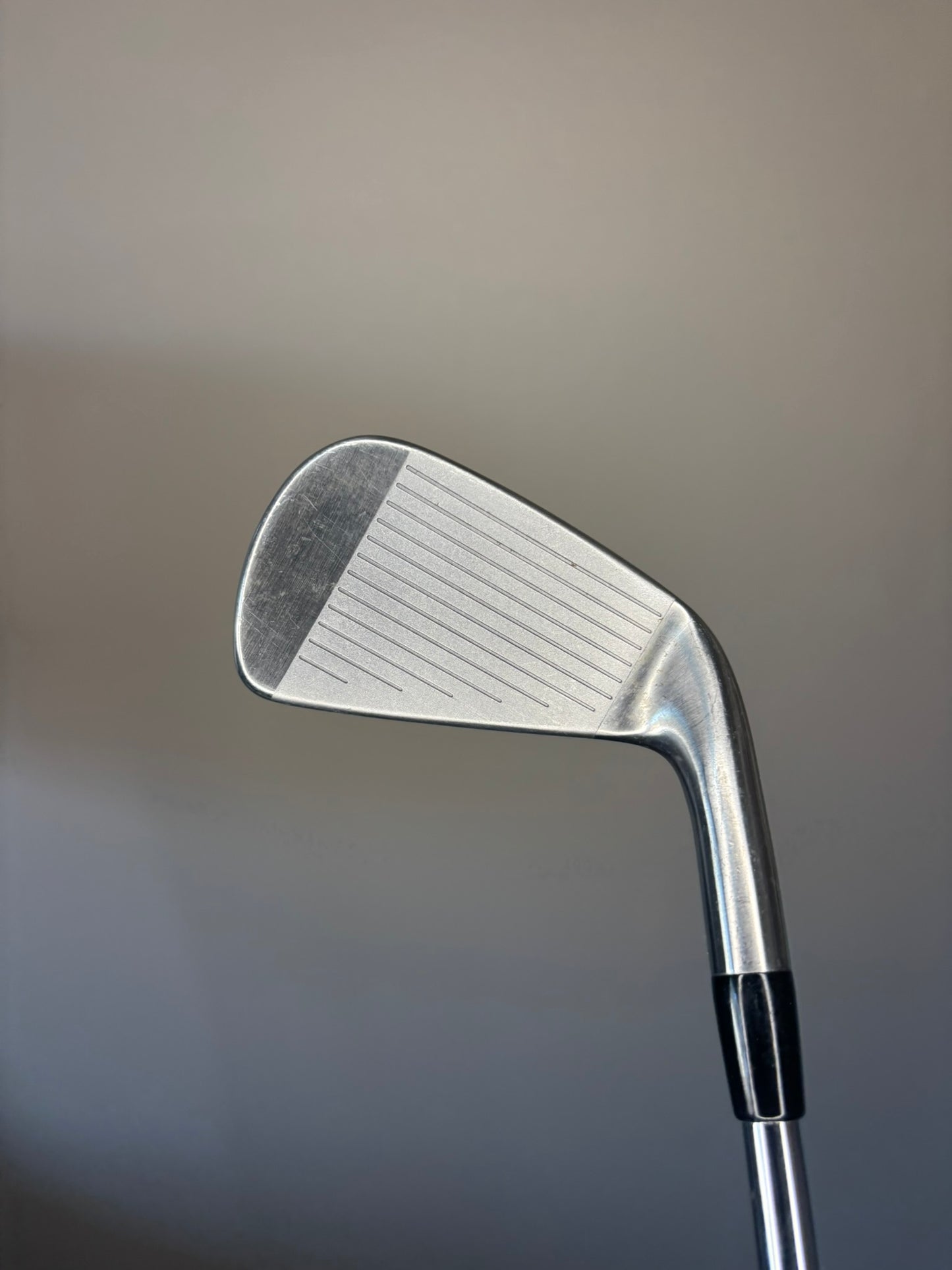 Titleist 704.CB 6-Iron DG S300 Stiff Flex Lefty 37.5″ NICE