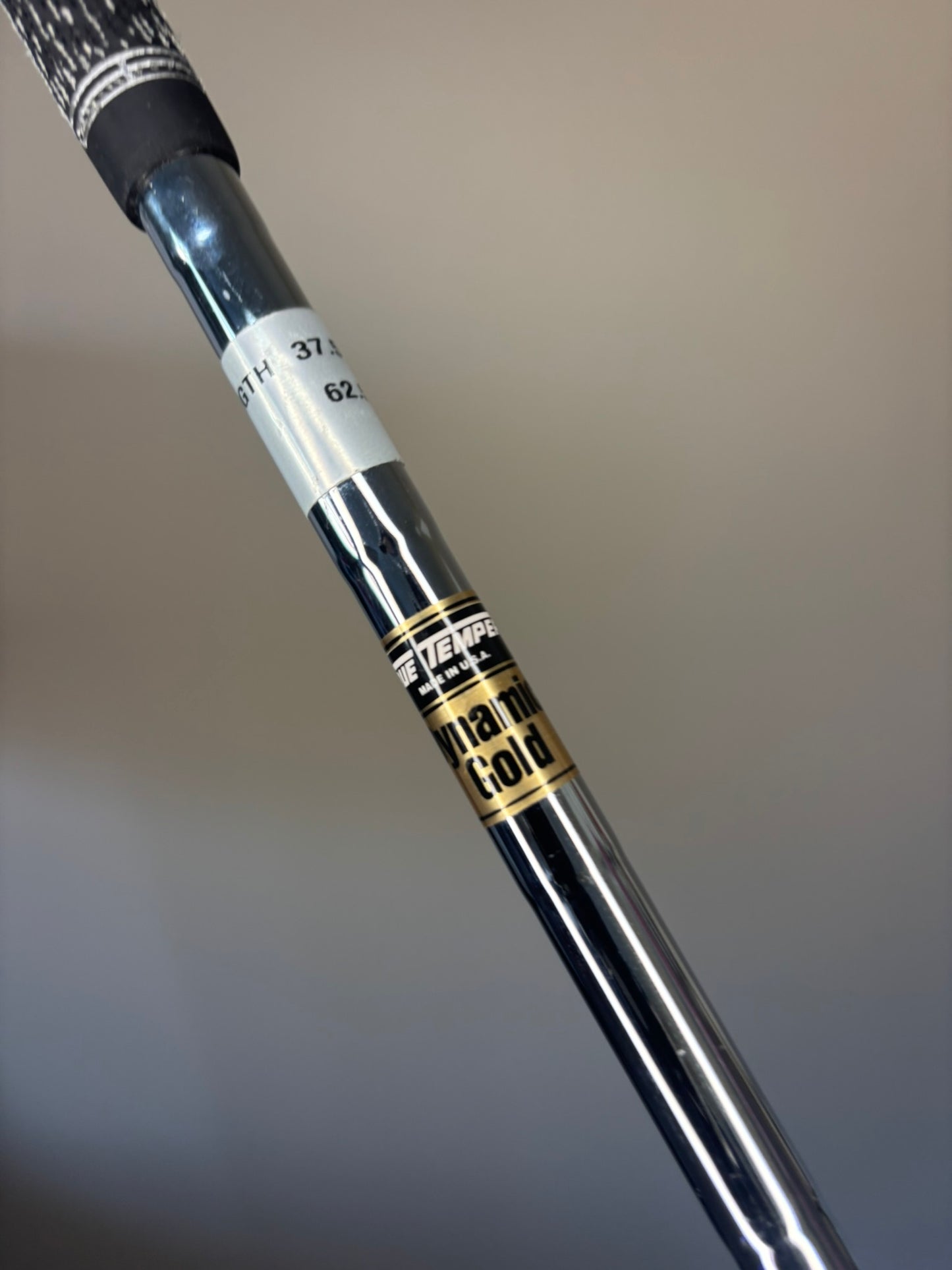 Titleist 704.CB 6-Iron DG S300 Stiff Flex Lefty 37.5″ NICE