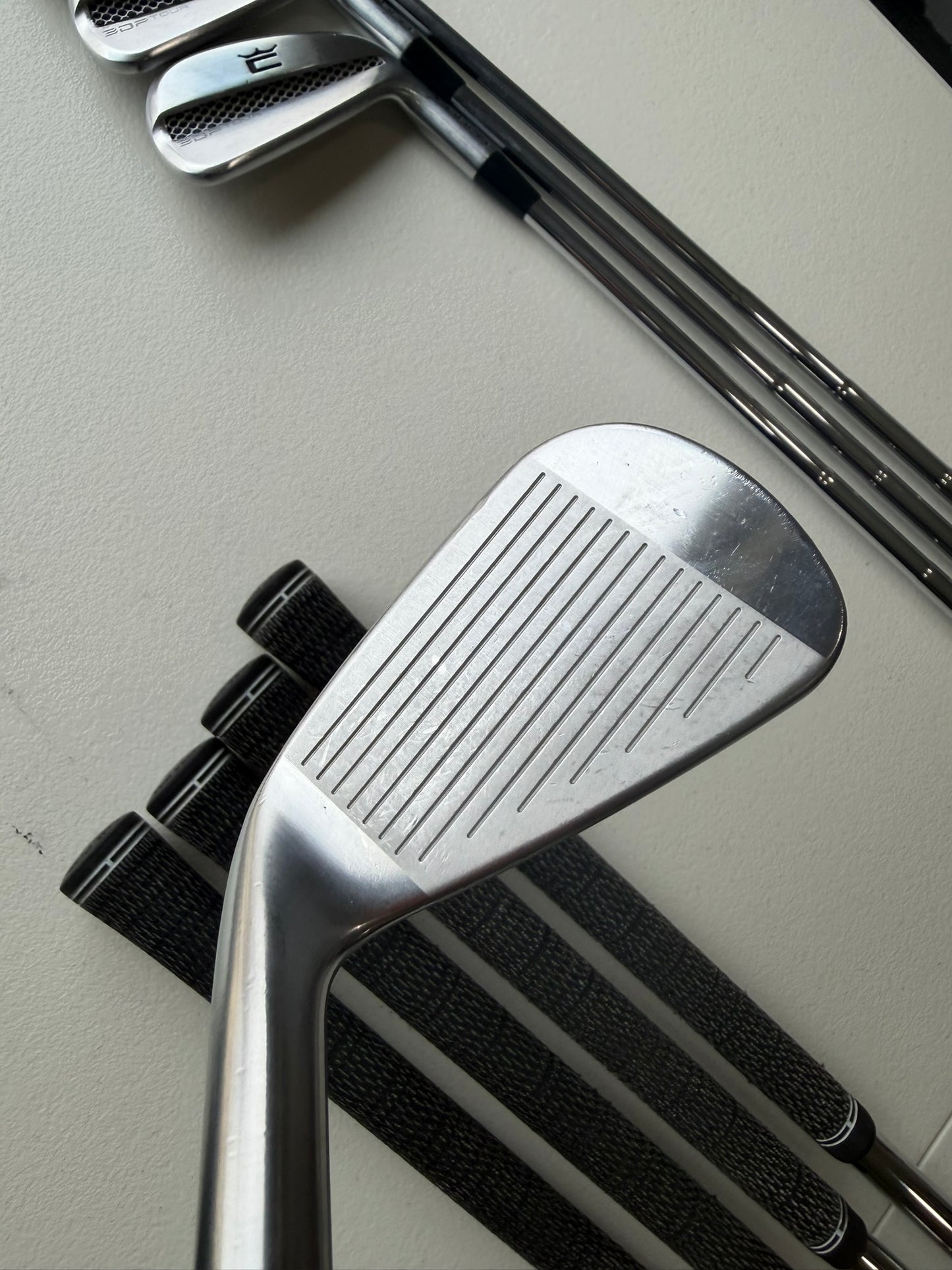 Photo of Cobra 3DP Tour Iron Set Stiff Flex Dg Mid 115 S300