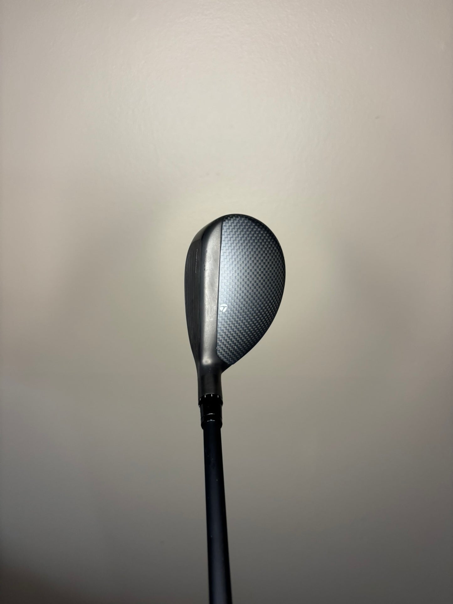 Taylormade Qi35 Rescue 3 Hybrid 19° Kai'li Blue HY 85 Stiff Flex 40.5″ MINT