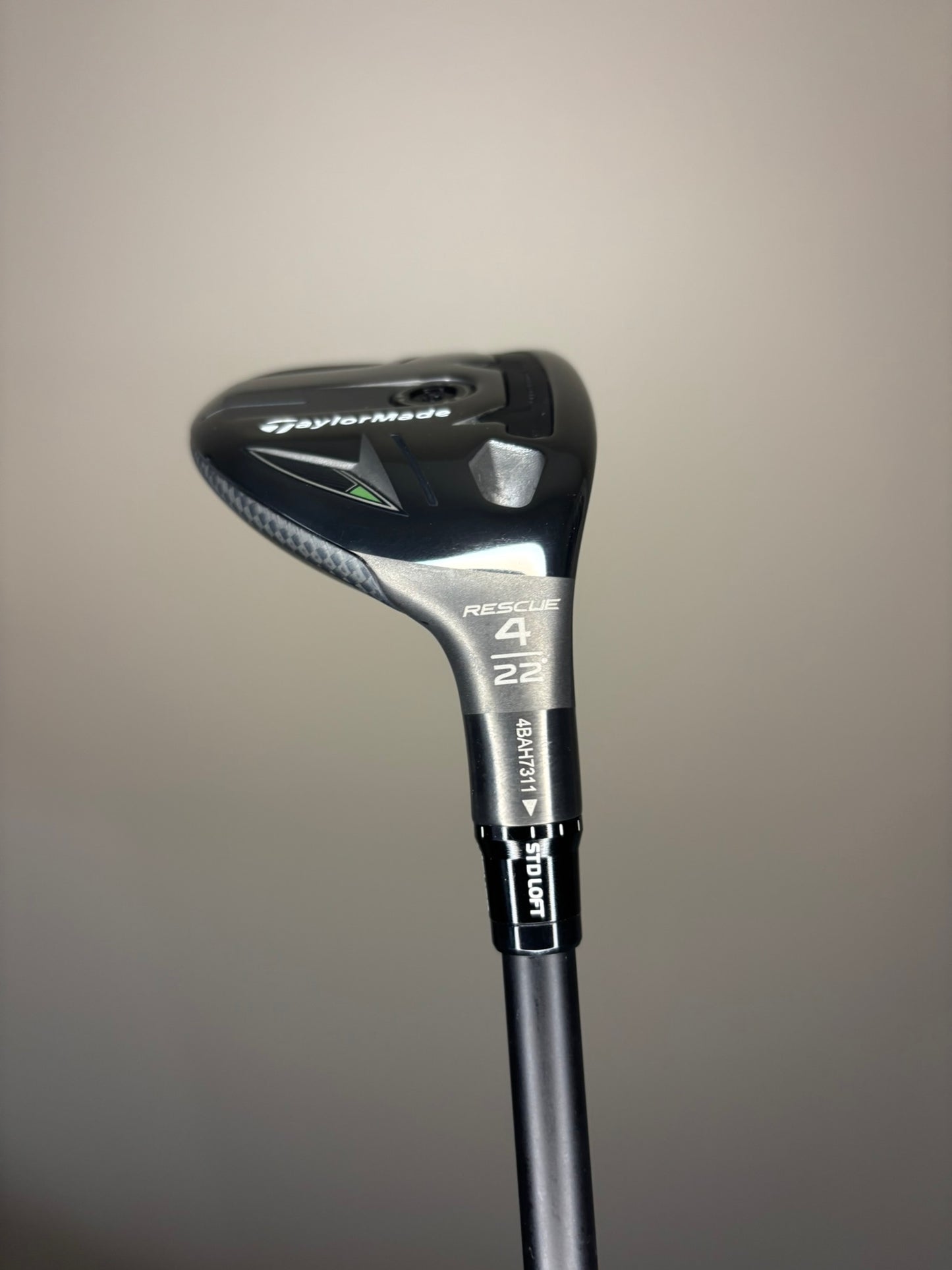 Taylormade Qi35 Rescue 4 Hybrid 22° Ventus Blue HB 6R Regular Flex 40″ MINT