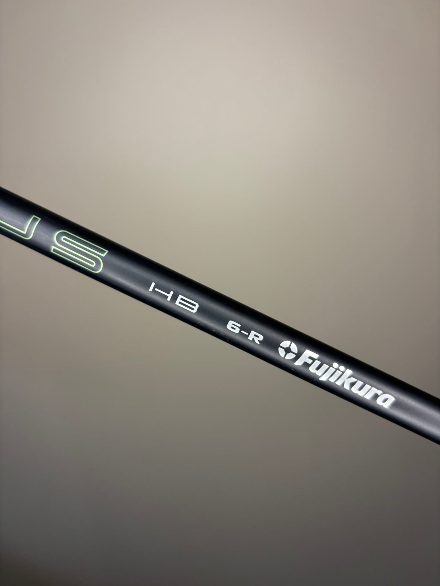 Taylormade Qi35 Rescue 4 Hybrid 22° Ventus Blue HB 6R Regular Flex 40″ MINT