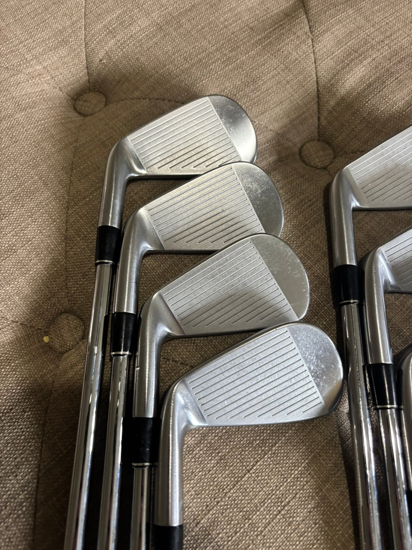 Srixon Z585 Iron Set 4-PW NS Pro Tour105 Regular Flex +1/4″ NICE