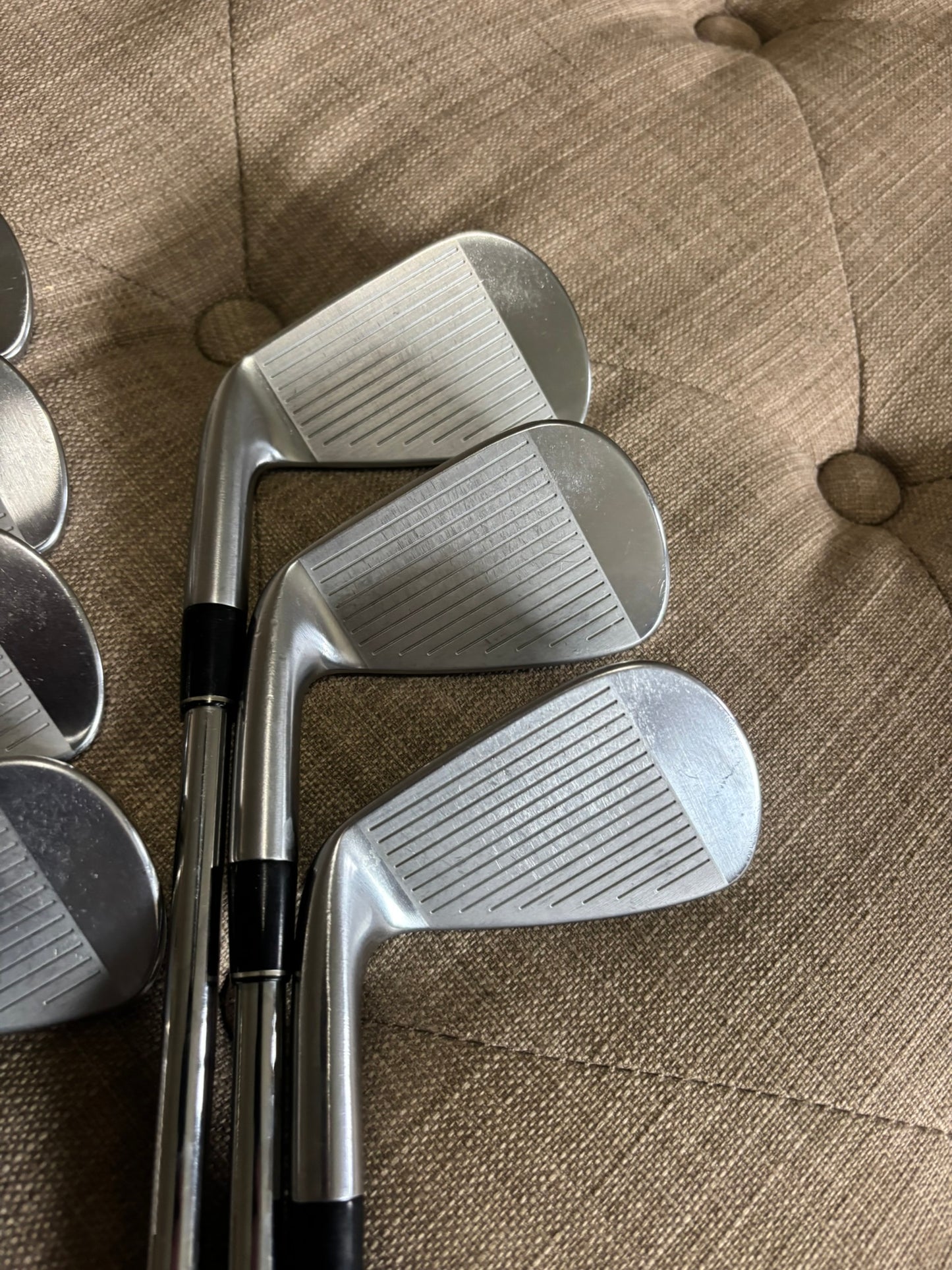 Srixon Z585 Iron Set 4-PW NS Pro Tour105 Regular Flex +1/4″ NICE