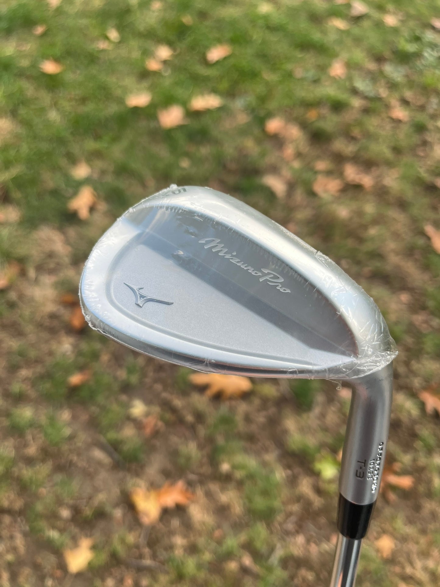 Mizuno Pro T-3 Soft White Satin Sand Wedge 56° / 10 KBS Wedge Flex 35.25″ NEW