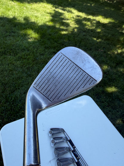 Titleist Acushnet Iron Set 4-9 (NO 7 IRON) Stiff Flex — photo 4