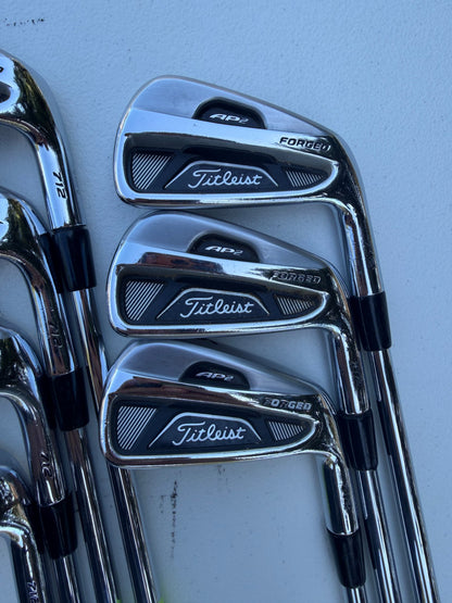 Titleist 712 AP2 Iron Set 4-PW Project X Rifle Regular Flex +1/2" NICE — photo 3