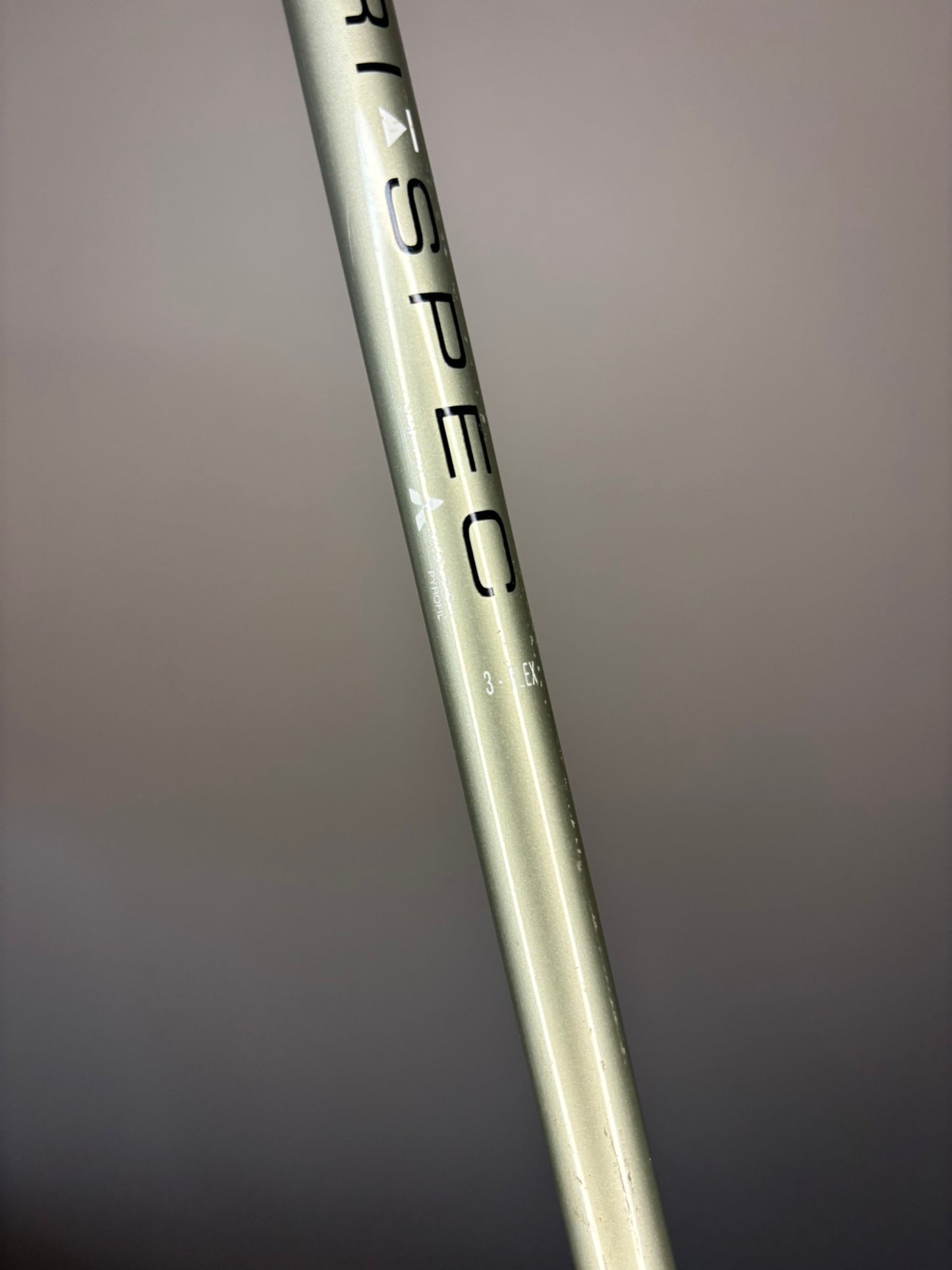 Titleist DCI Gold Oversize 7-Iron TriSpec Graphite Regular Flex 37″ NICE