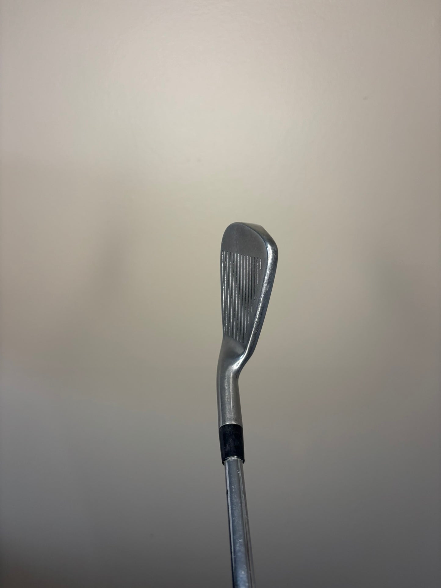 Titleist DCI 981 4-Iron TriSpec Stiff Flex 38.25″ NICE