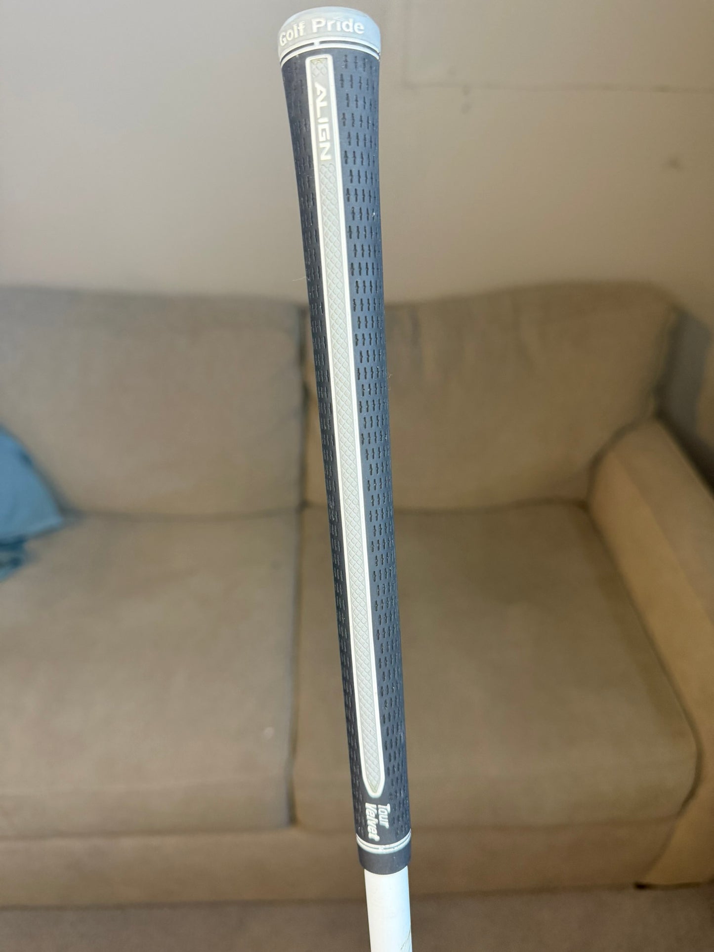 Photo of Aldila Rogue White 130 MSI Stiff 70 Grams Driver Shaft