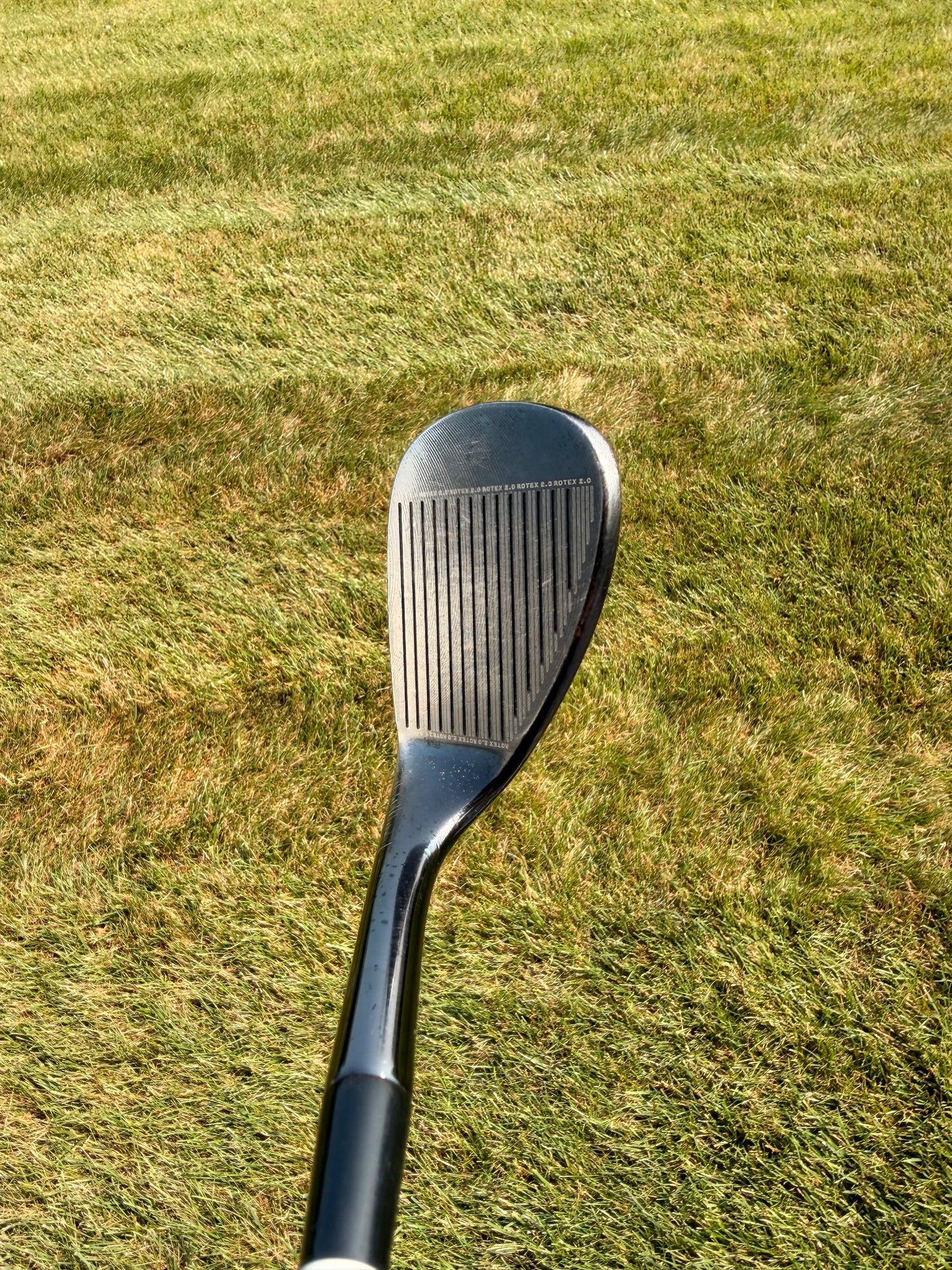 Cleveland 588 RTX 2.0 Black Satin Gap Wedge 52° Dynamic Gold Wedge Flex 35.75"