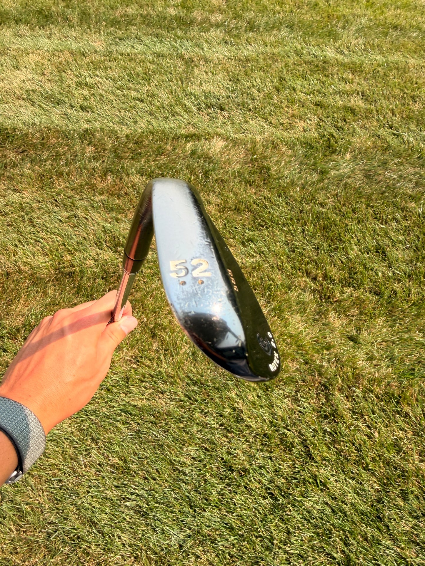 Cleveland 588 RTX 2.0 Black Satin Gap Wedge 52° Dynamic Gold Wedge Flex 35.75"