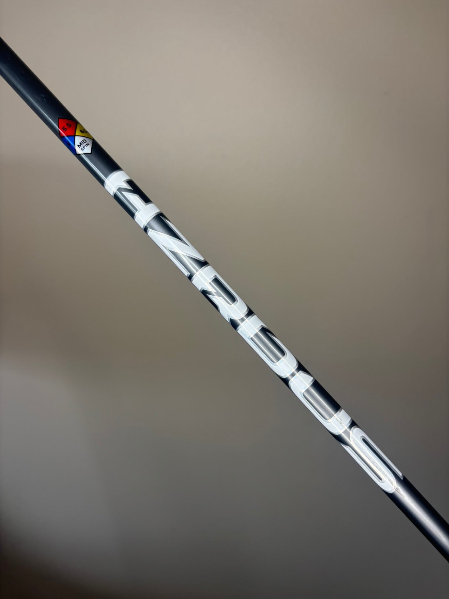 Callaway Paradym 7-Iron HZRDUS 65g Regular Flex 37″ MINT