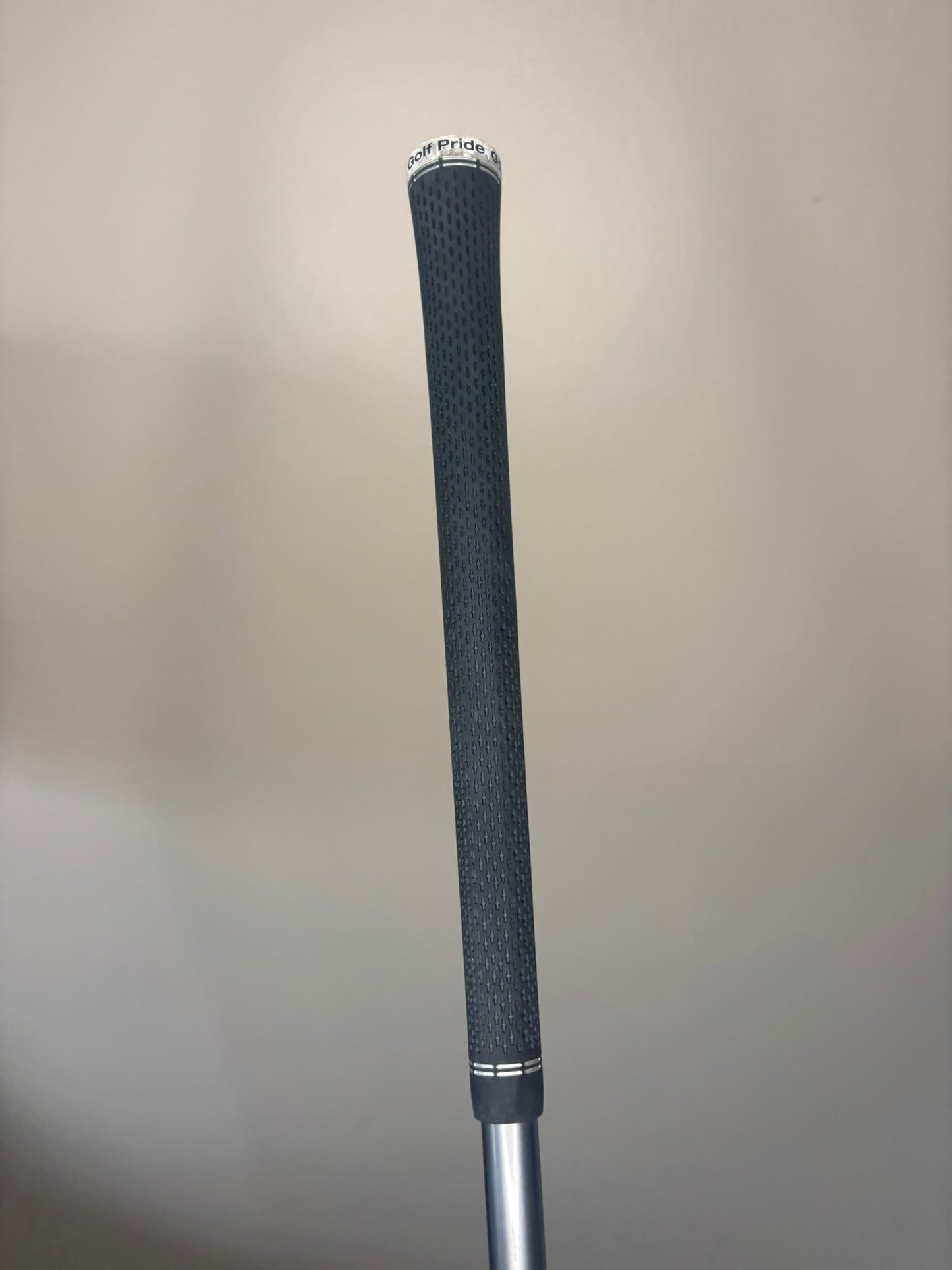 Callaway Paradym 7-Iron HZRDUS 65g Regular Flex 37″ MINT