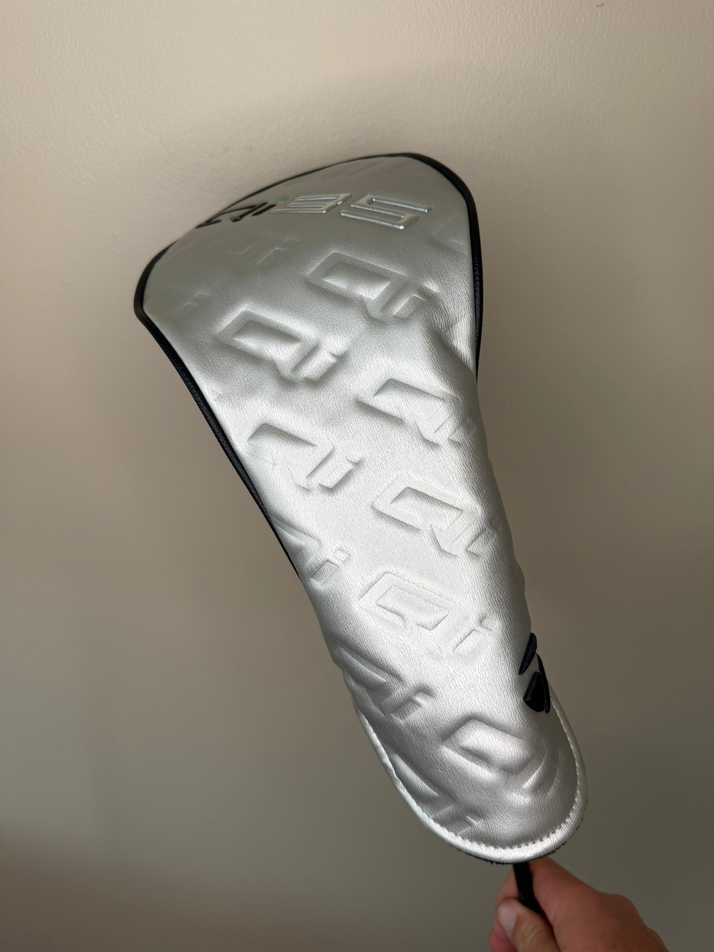 Photo of Taylormade Qi35 Driver 12° Extra Stiff Flex Kai'Li White 60X