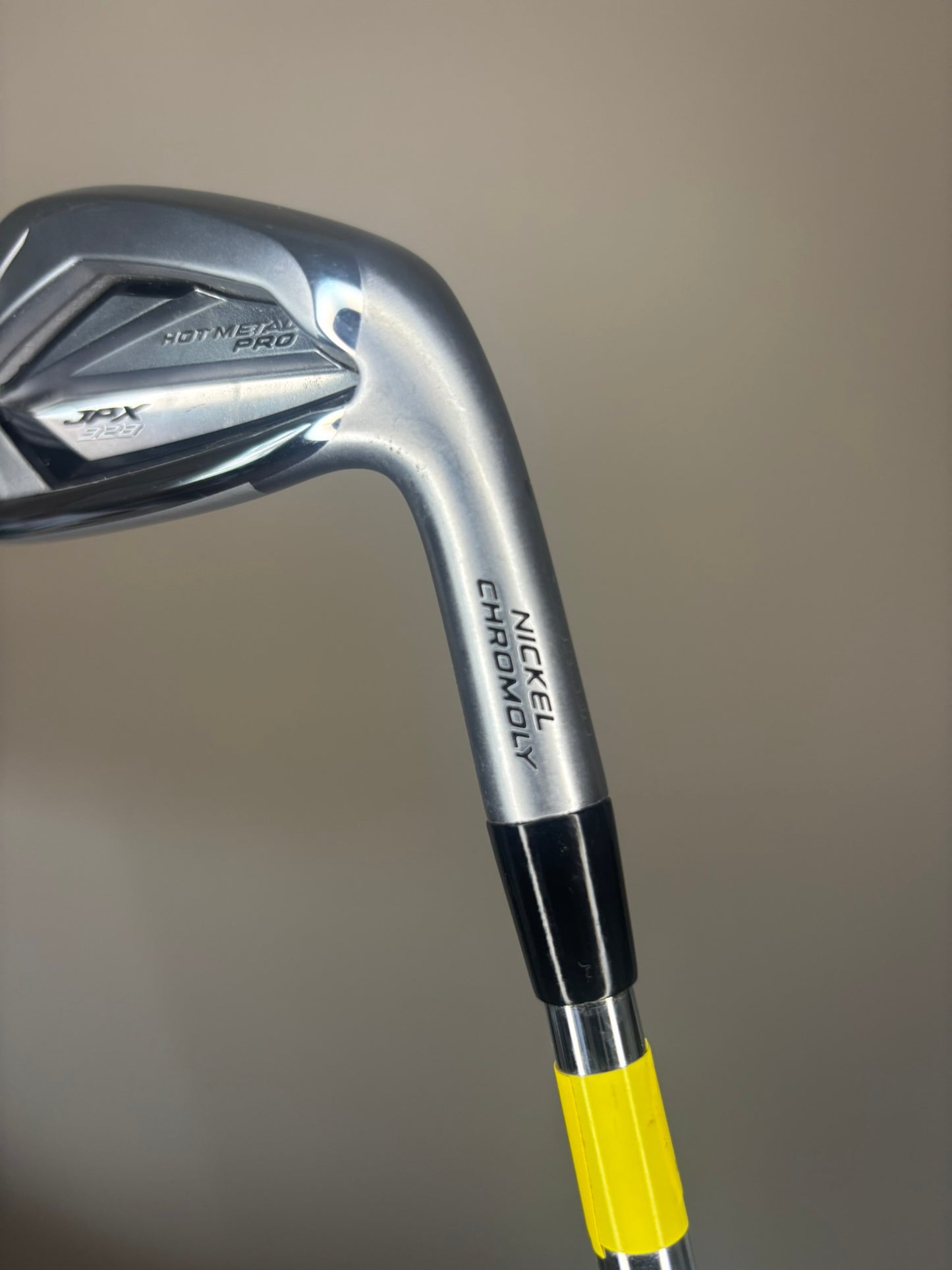 Mizuno JPX 923 Hot Metal Pro 7-Iron DG 105g S300 Stiff Flex 37.25″ MINT